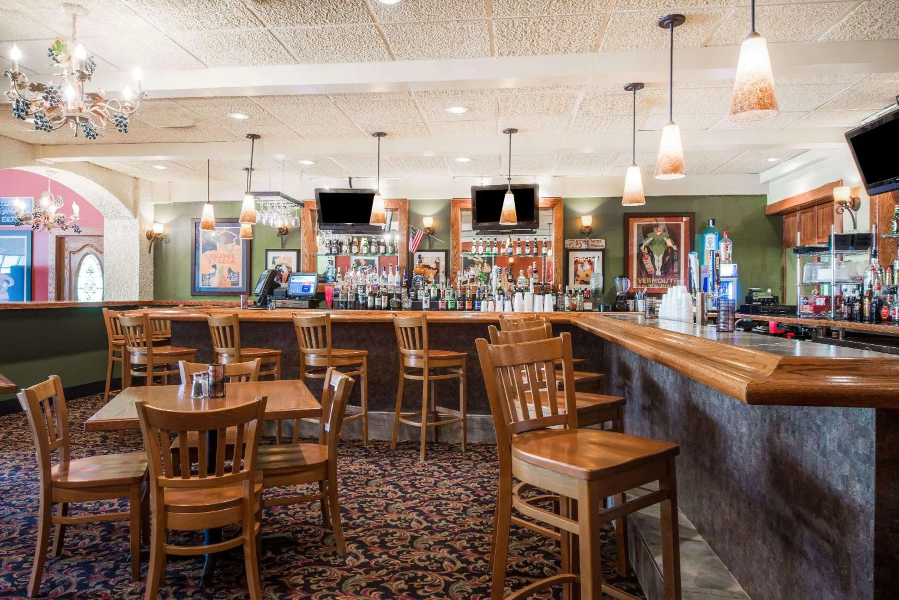 Lobby or reception in Super 8 by Wyndham Erie/I 90