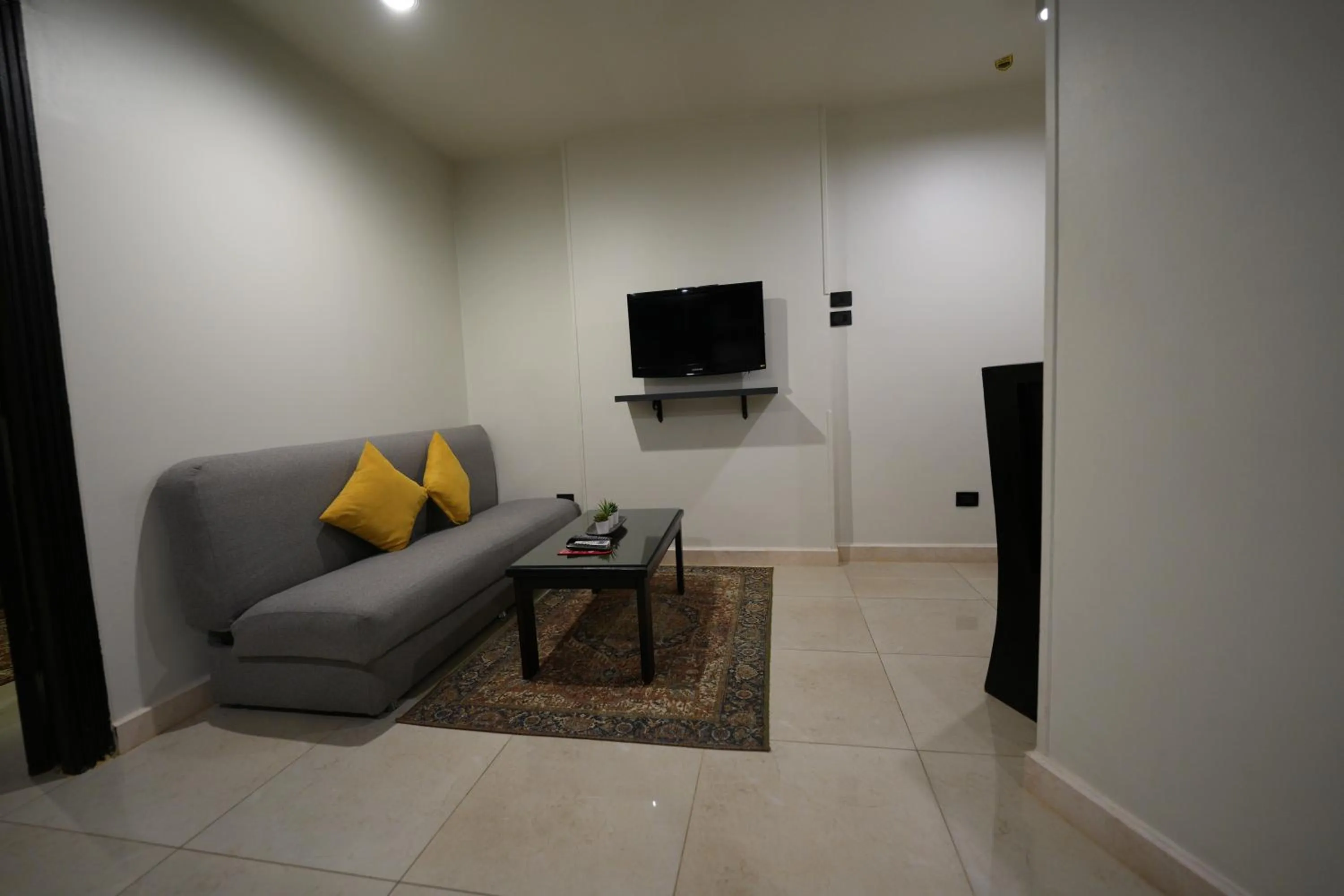 NewCity Hotel & Suites