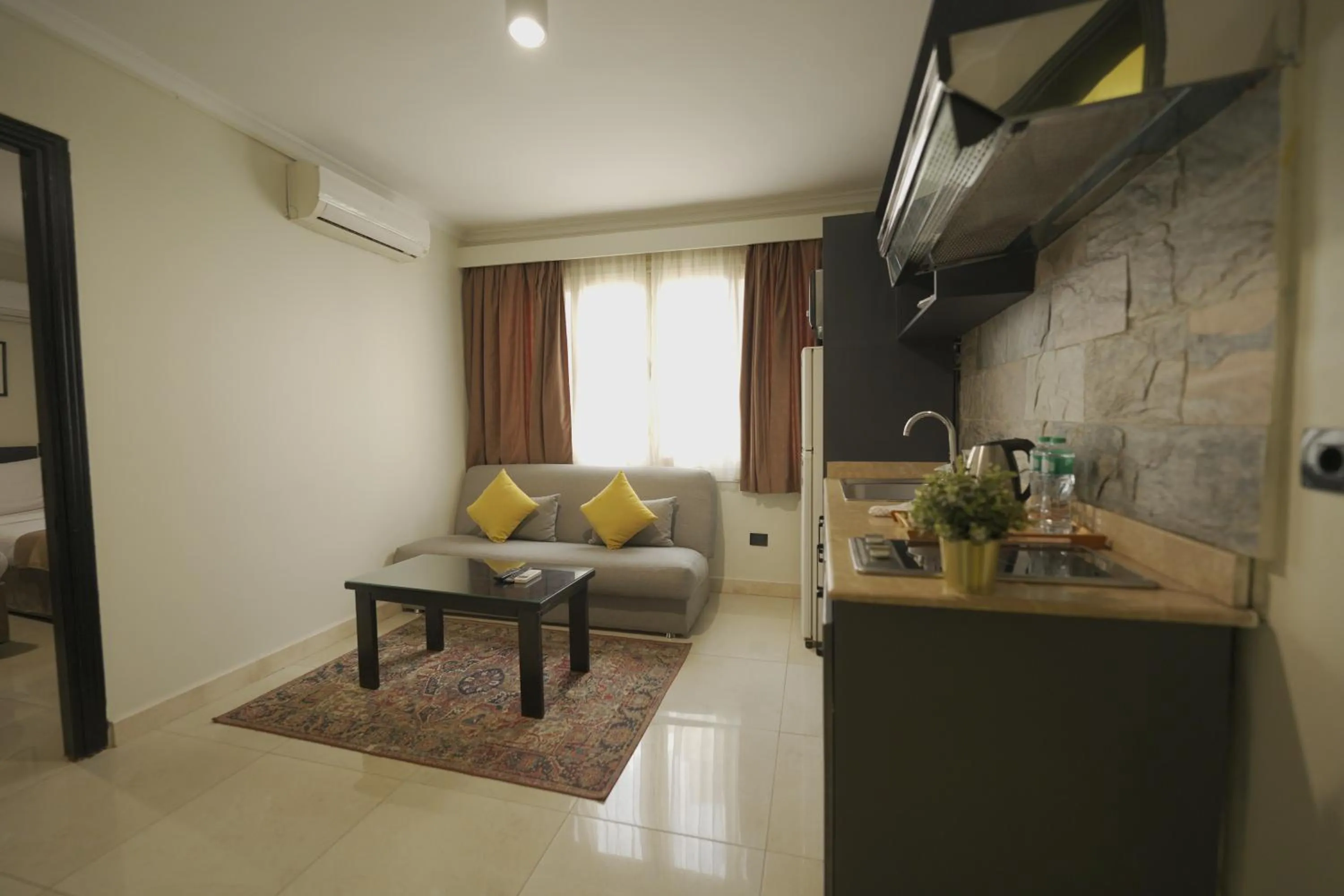 NewCity Hotel & Suites