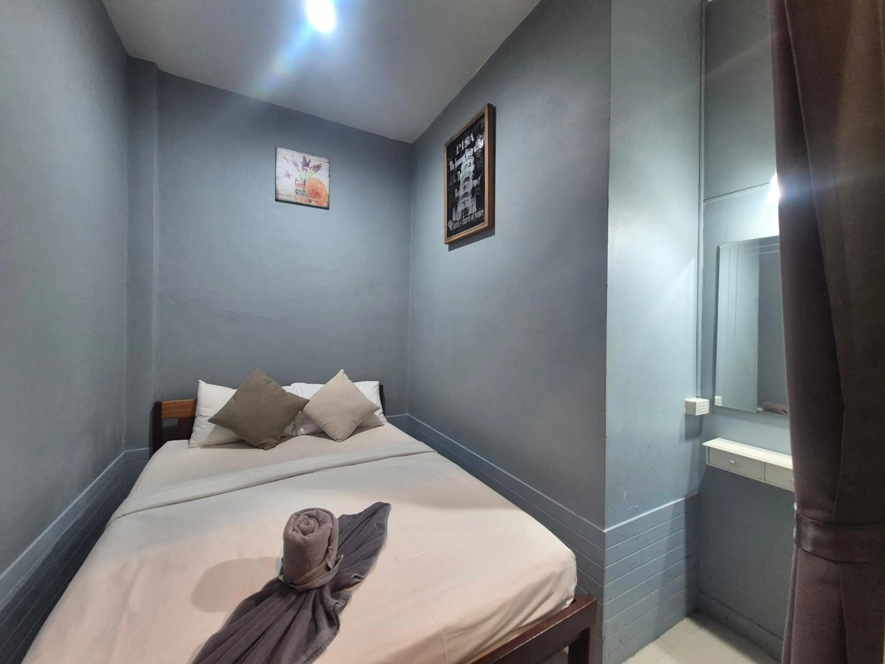 Bed in Samed Your House Family Room