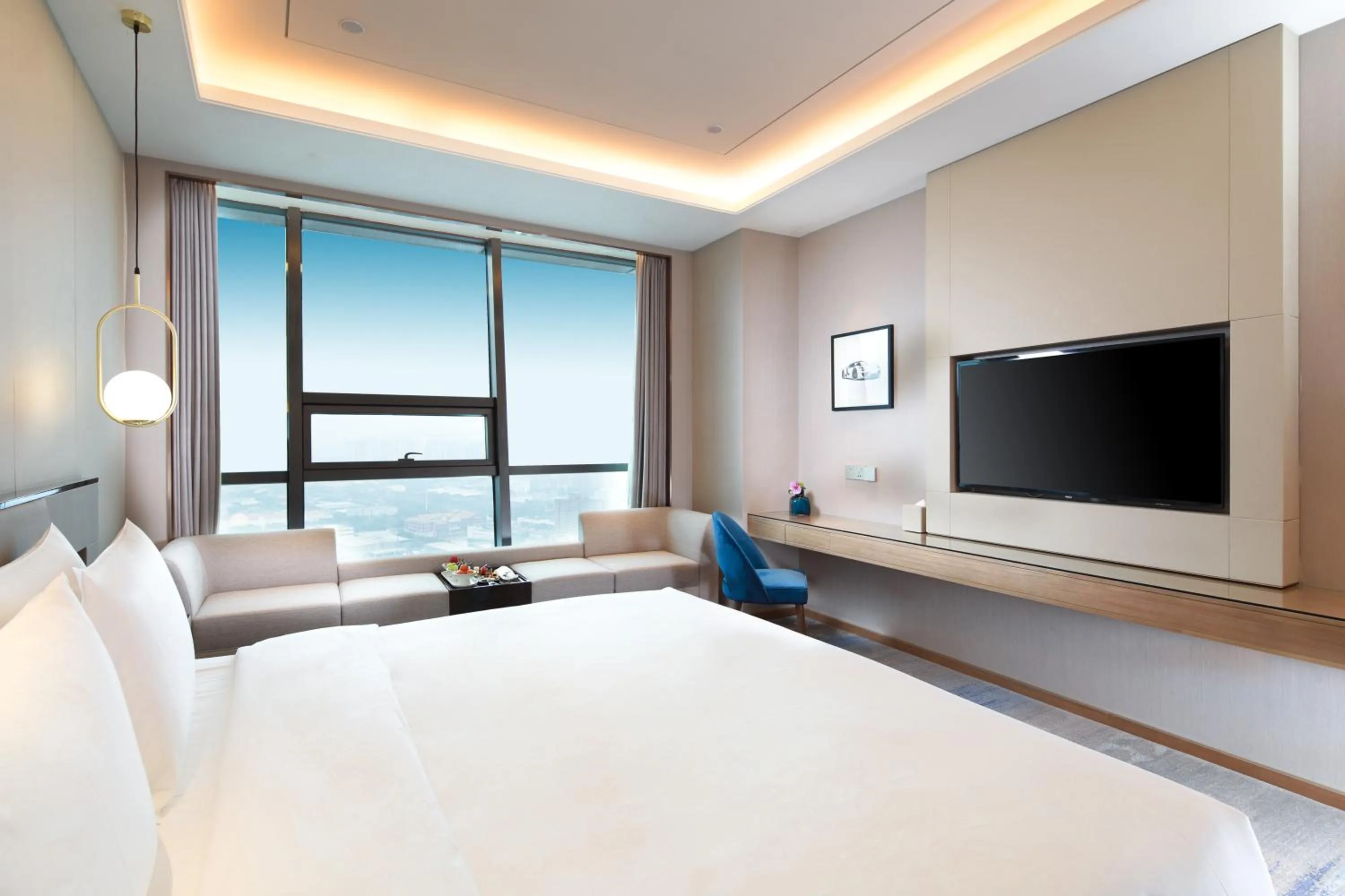 Deluxe Double Room in Auto City Ruili Hotel