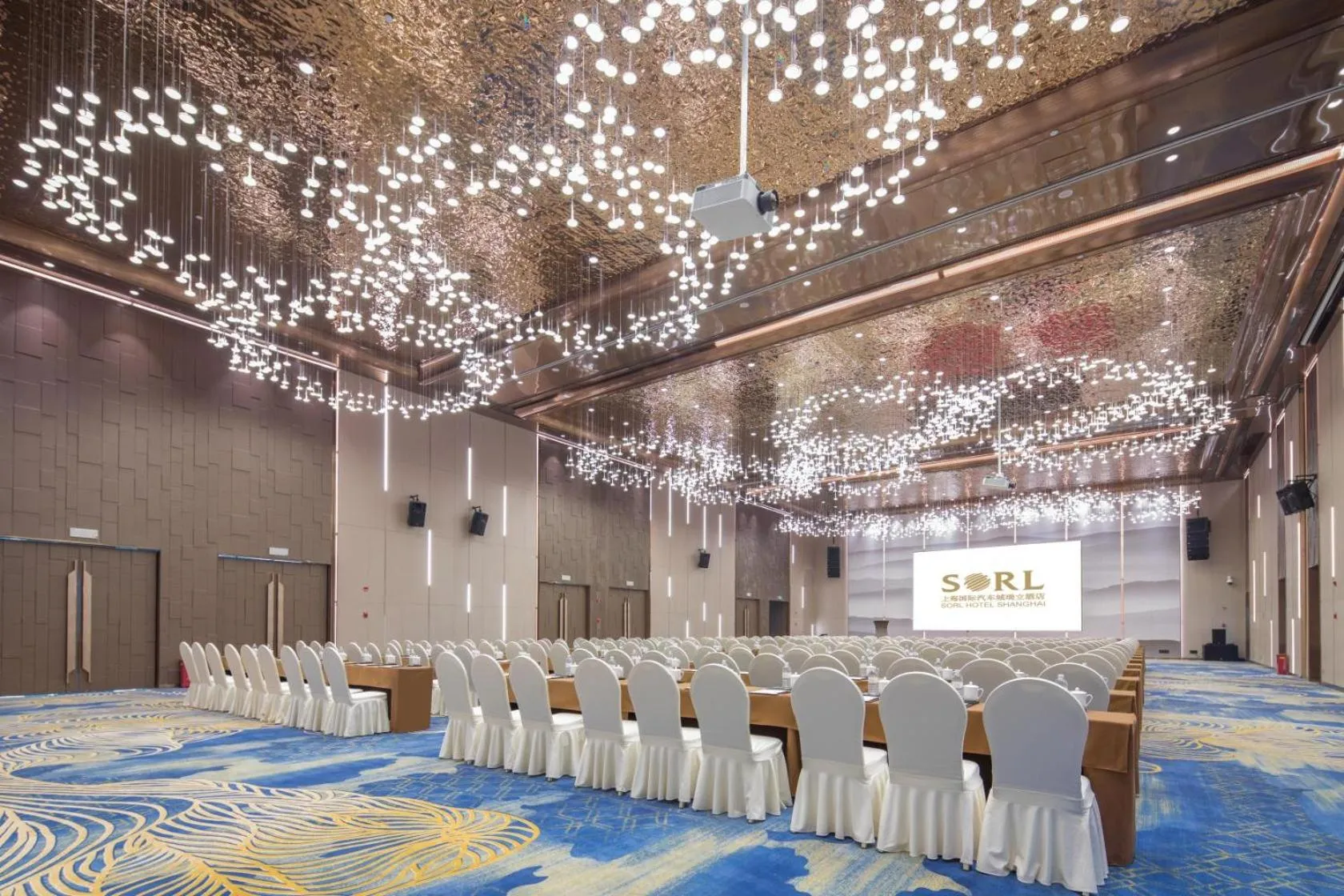 Banquet/Function facilities in Auto City Ruili Hotel