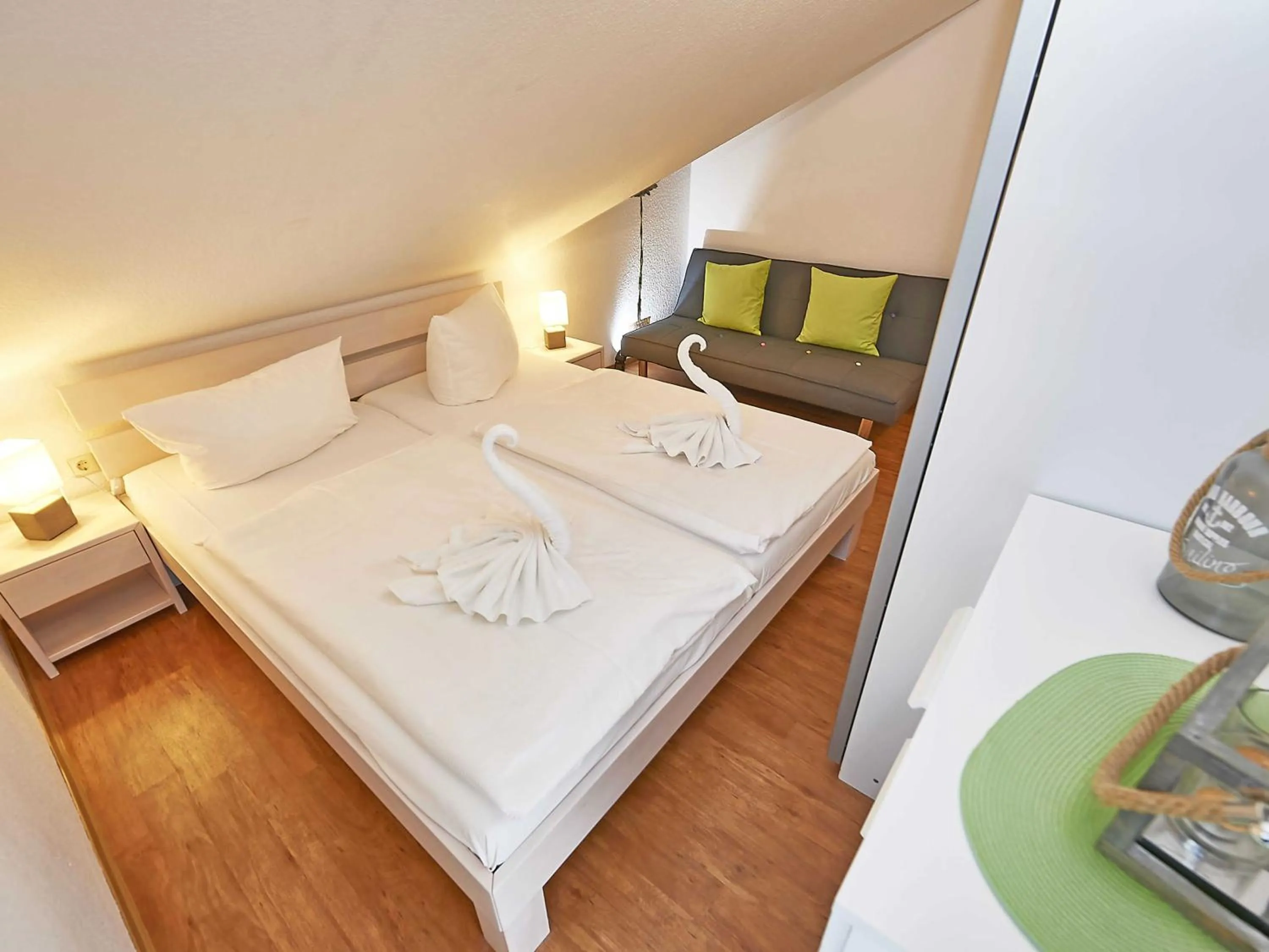 Bed in Wohnpark Stadt Hamburg in Binz - WG 57