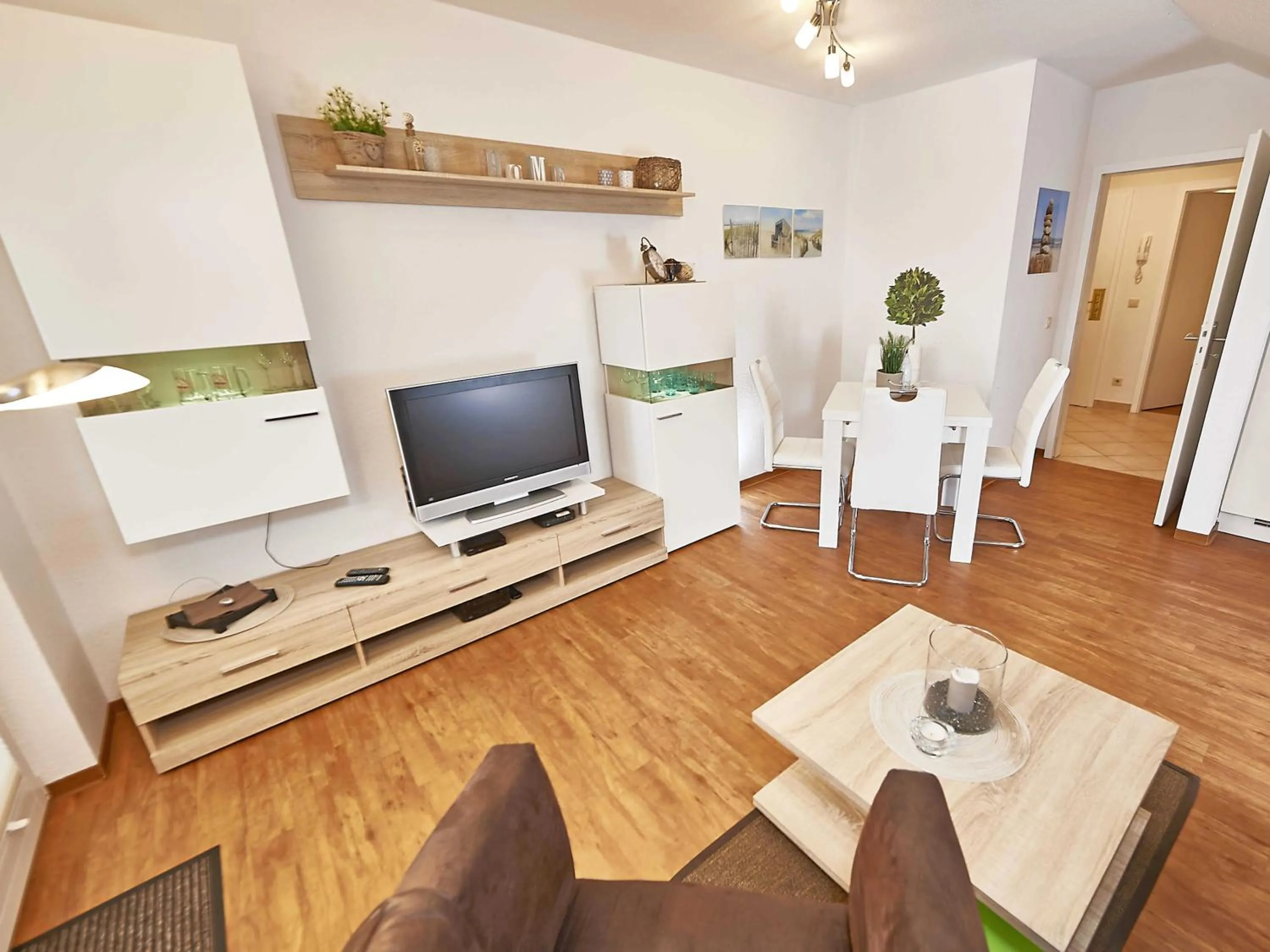 Communal lounge/ TV room in Wohnpark Stadt Hamburg in Binz - WG 57