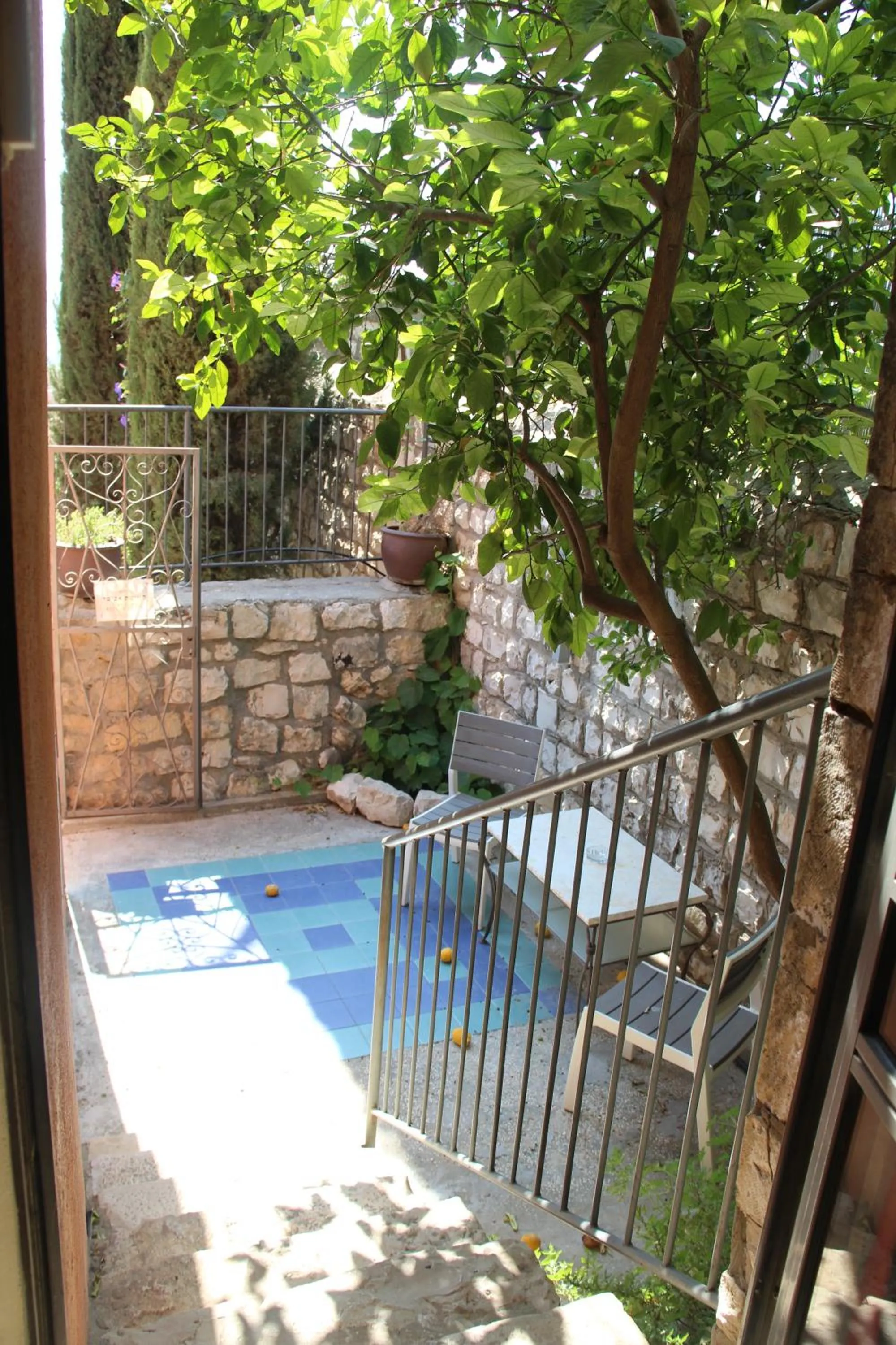 Patio in Artists' Colony Inn Zefat