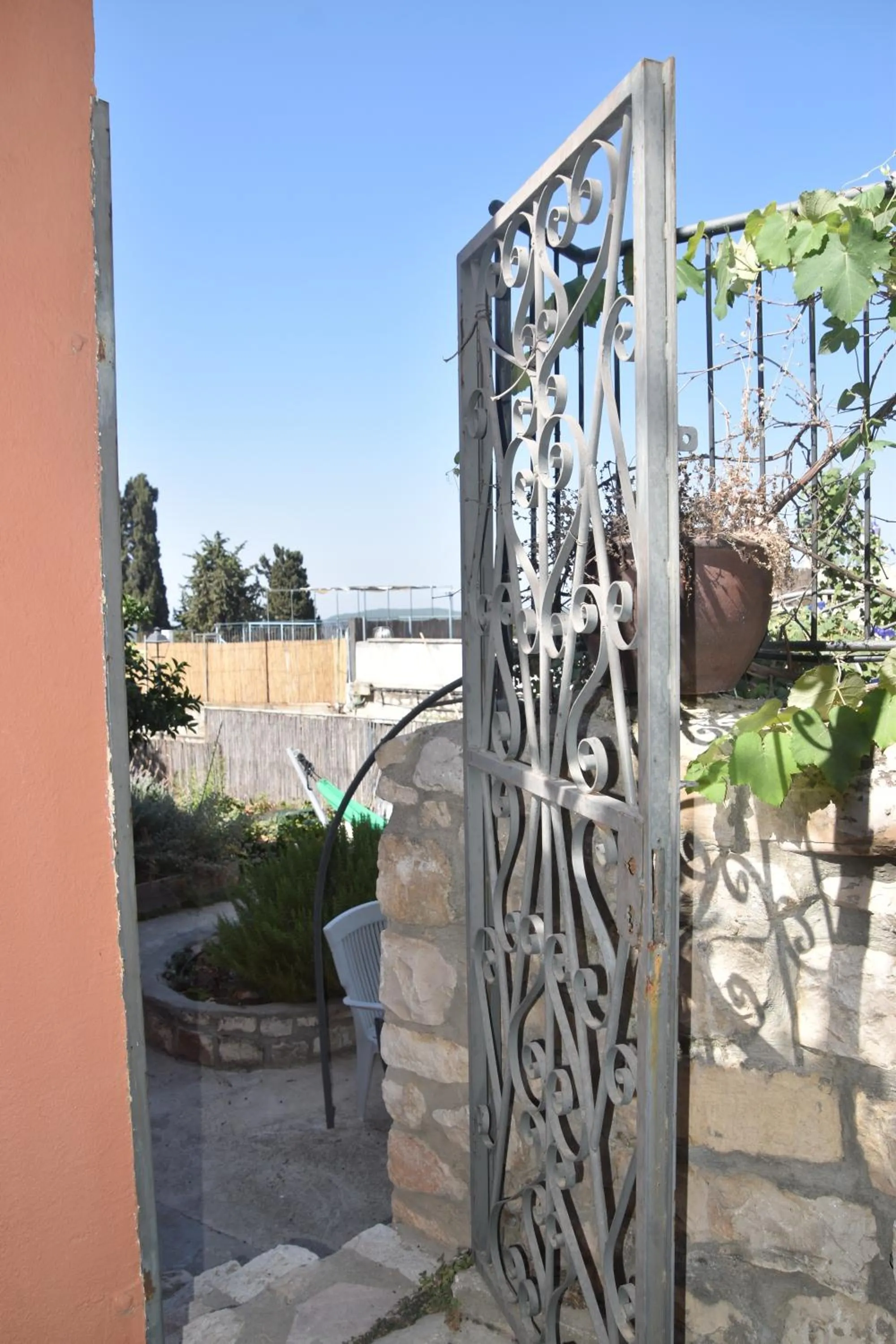 Patio in Artists' Colony Inn Zefat