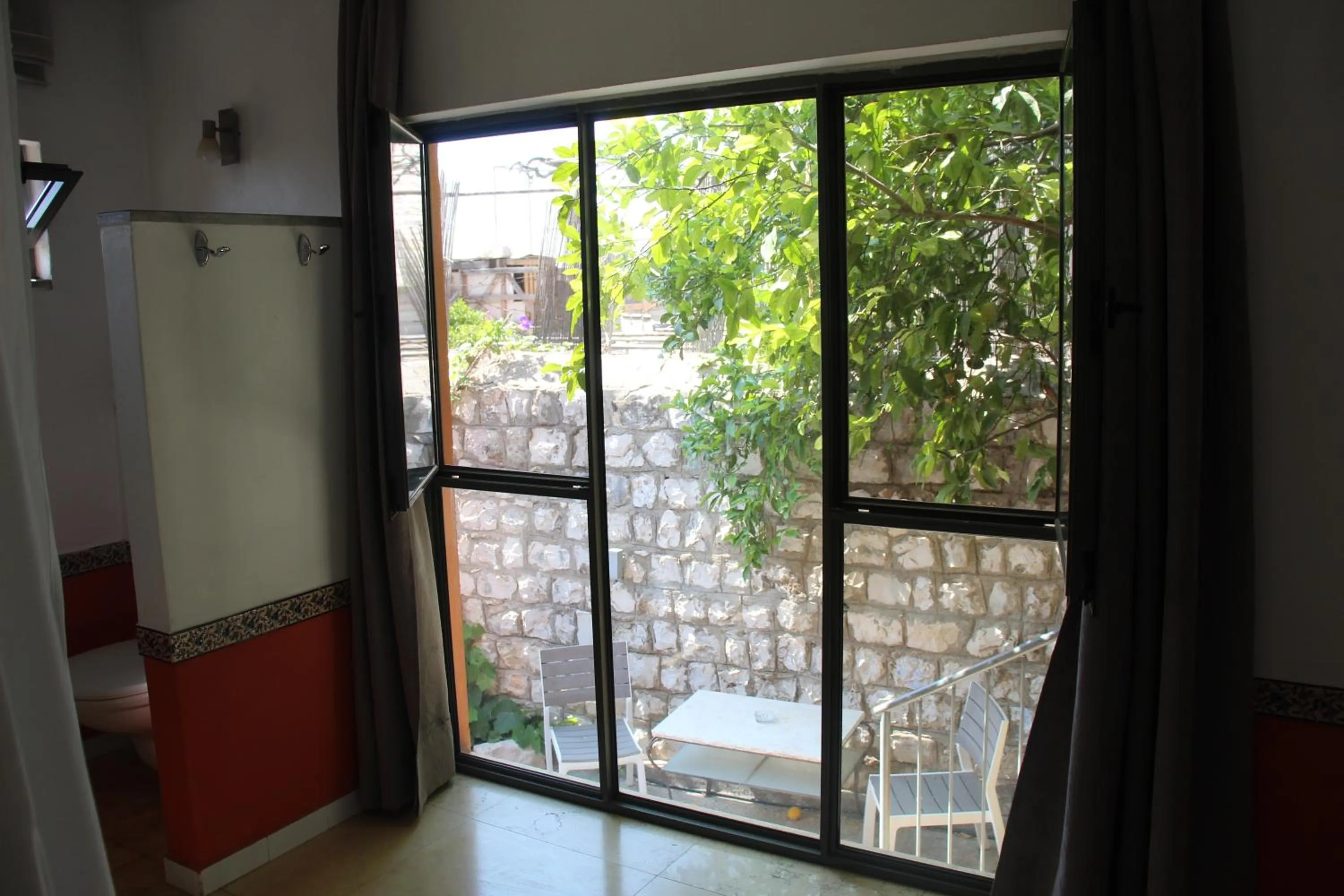 Bathroom in Artists' Colony Inn Zefat