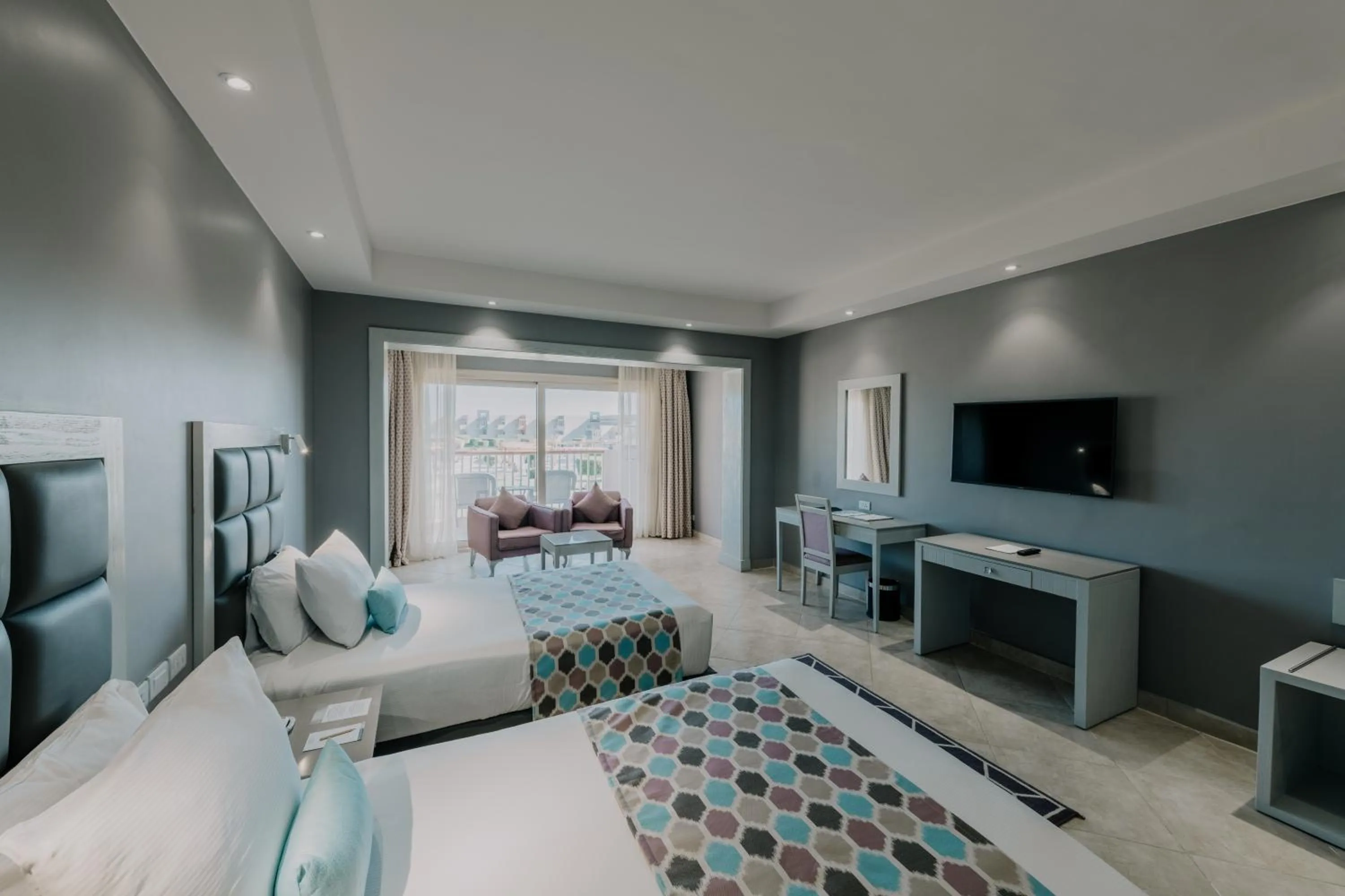 TV and multimedia, Bed in Sunrise Crystal Bay Resort -Grand Select