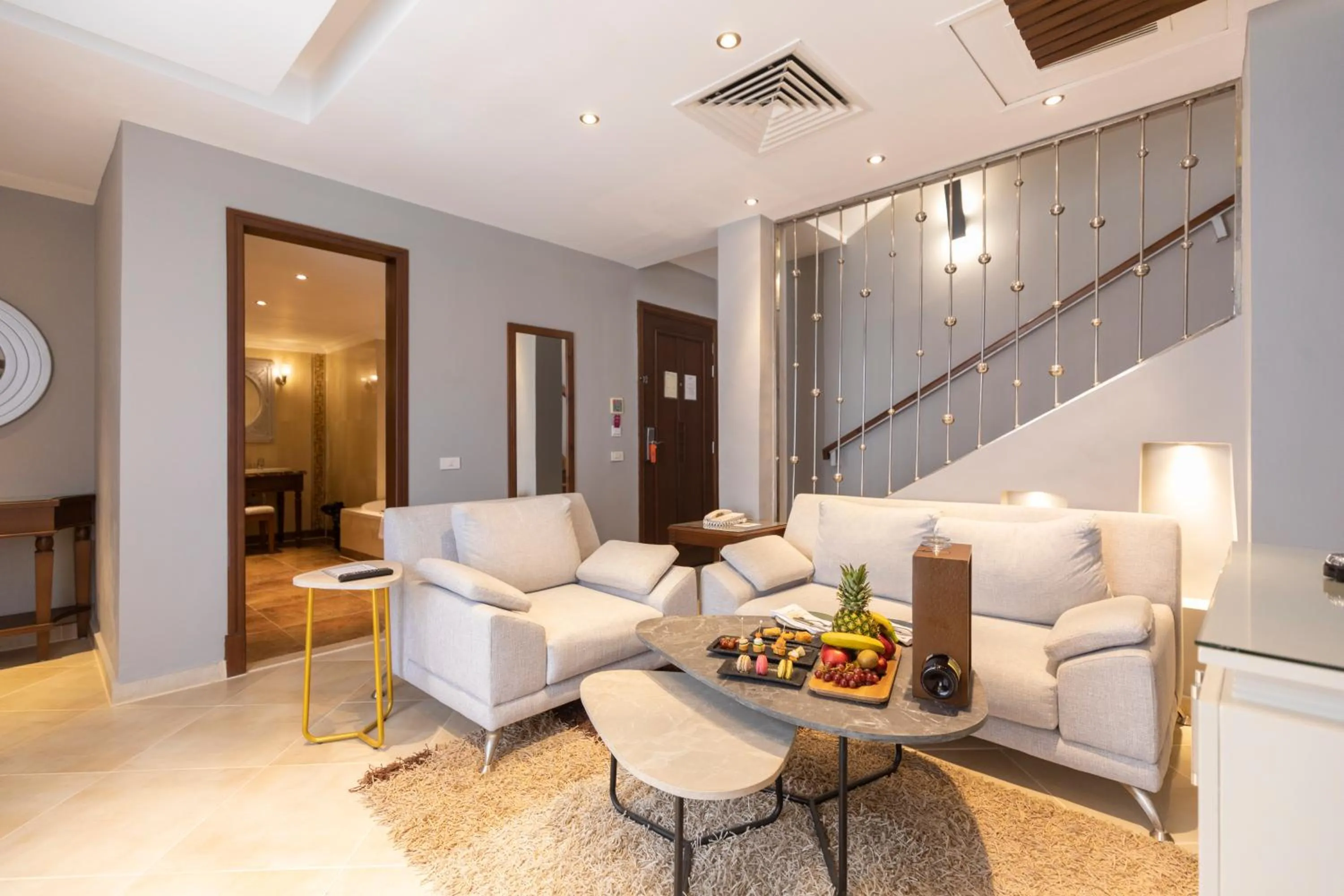 TV and multimedia in Sunrise Crystal Bay Resort -Grand Select