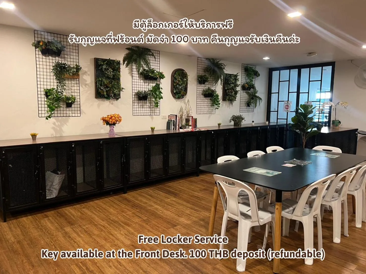 locker in Cubic Bed Pratunam