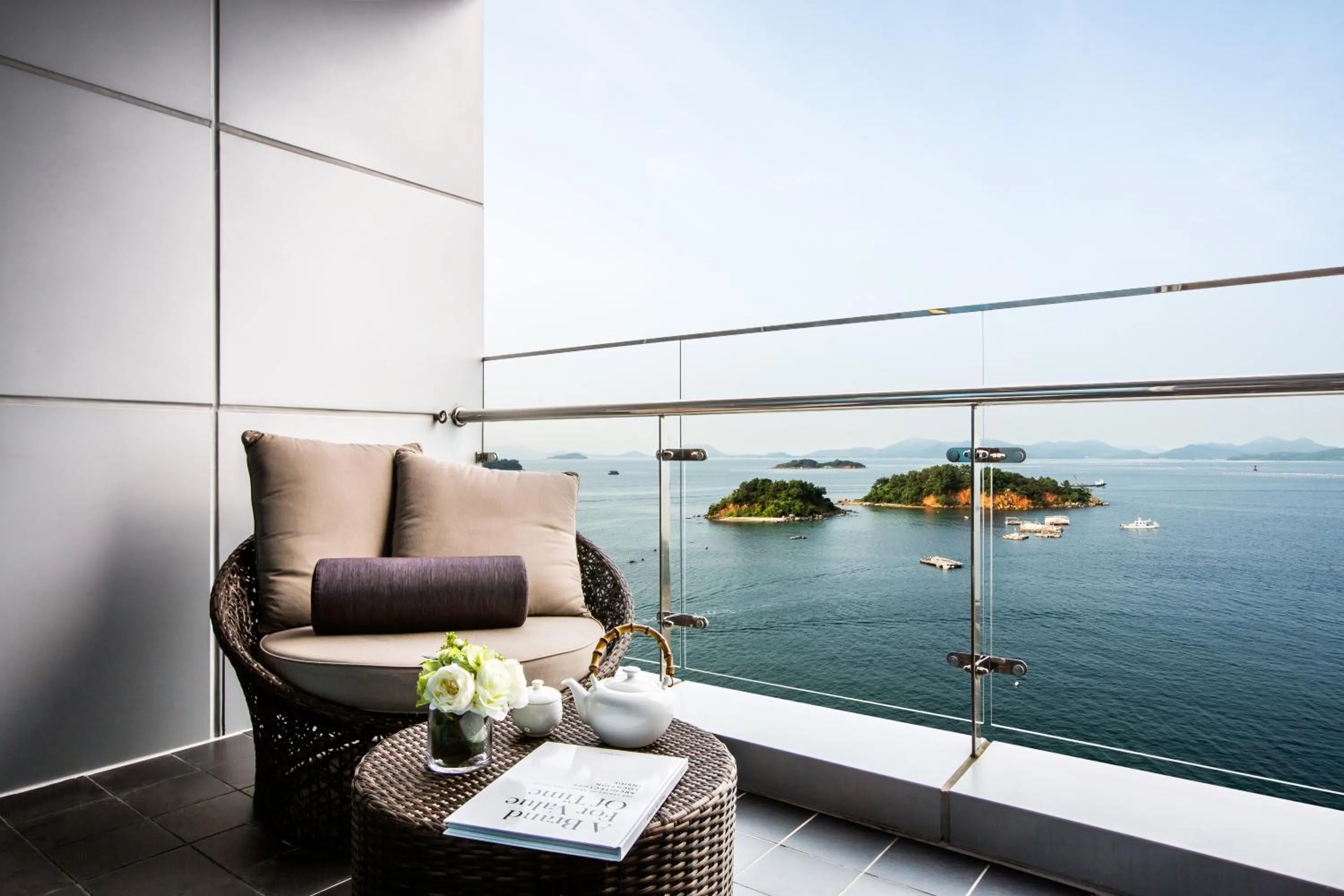 Balcony/Terrace in Hidden Bay Hotel