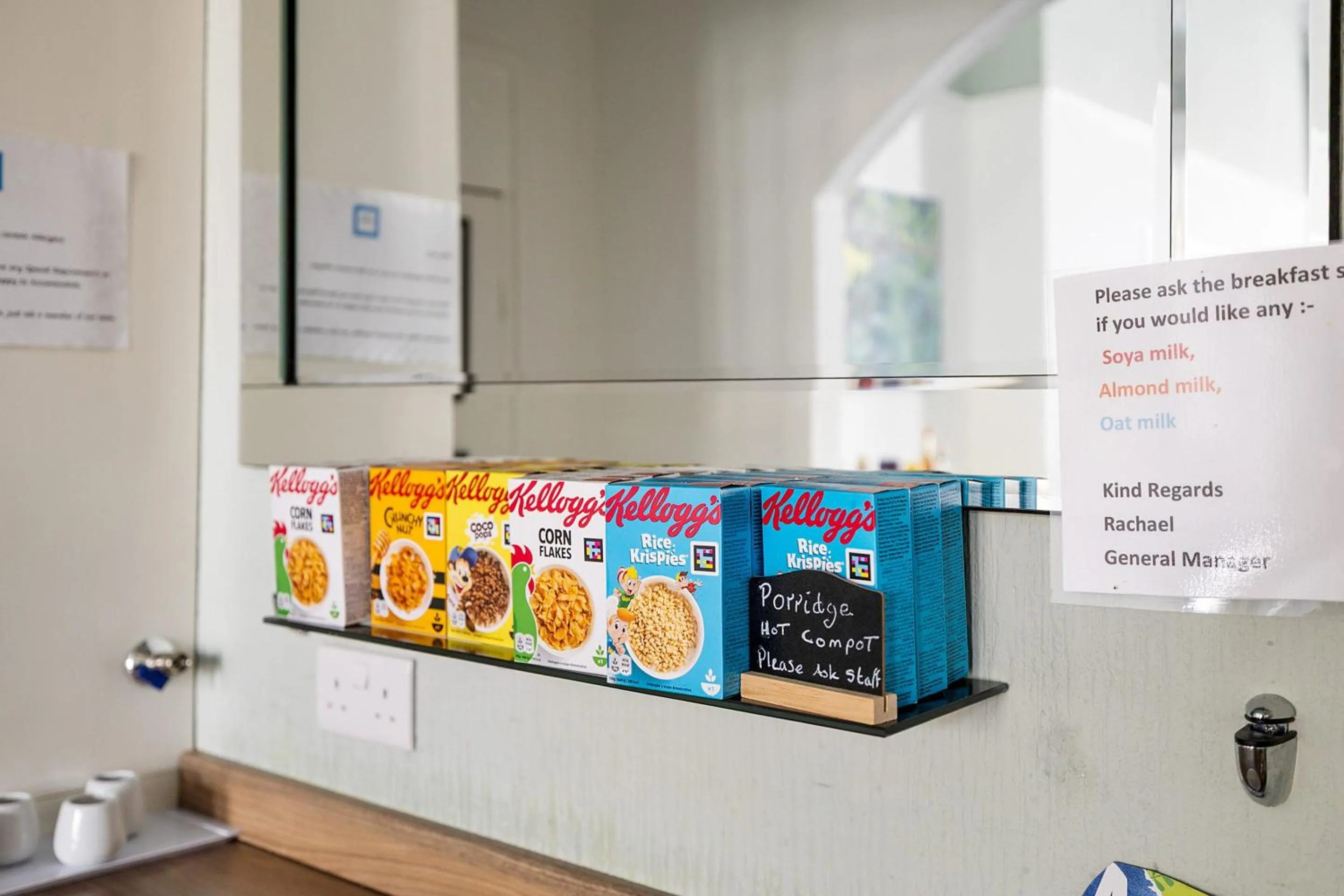 Breakfast in Imperial Plymouth