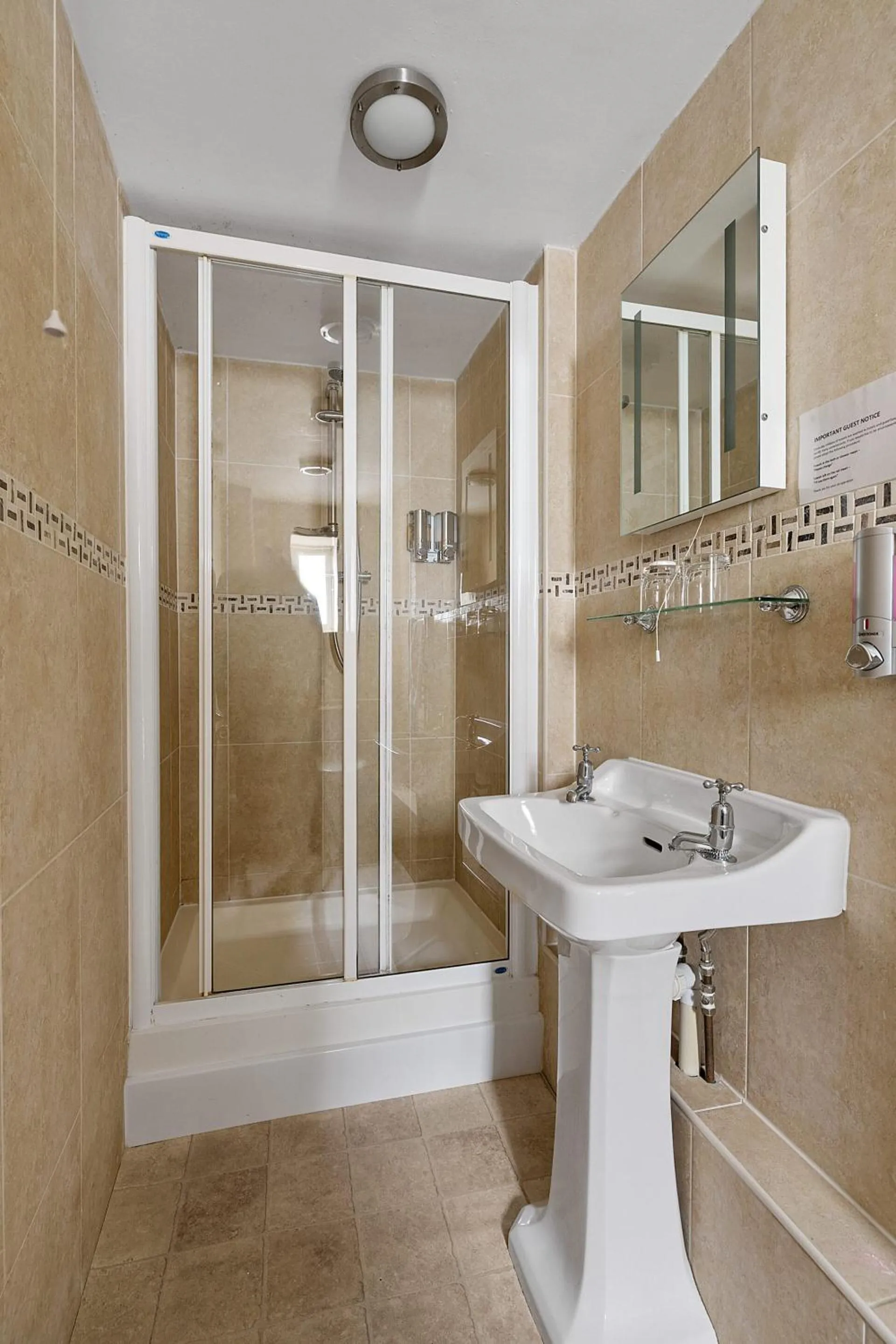 Bathroom in Imperial Plymouth