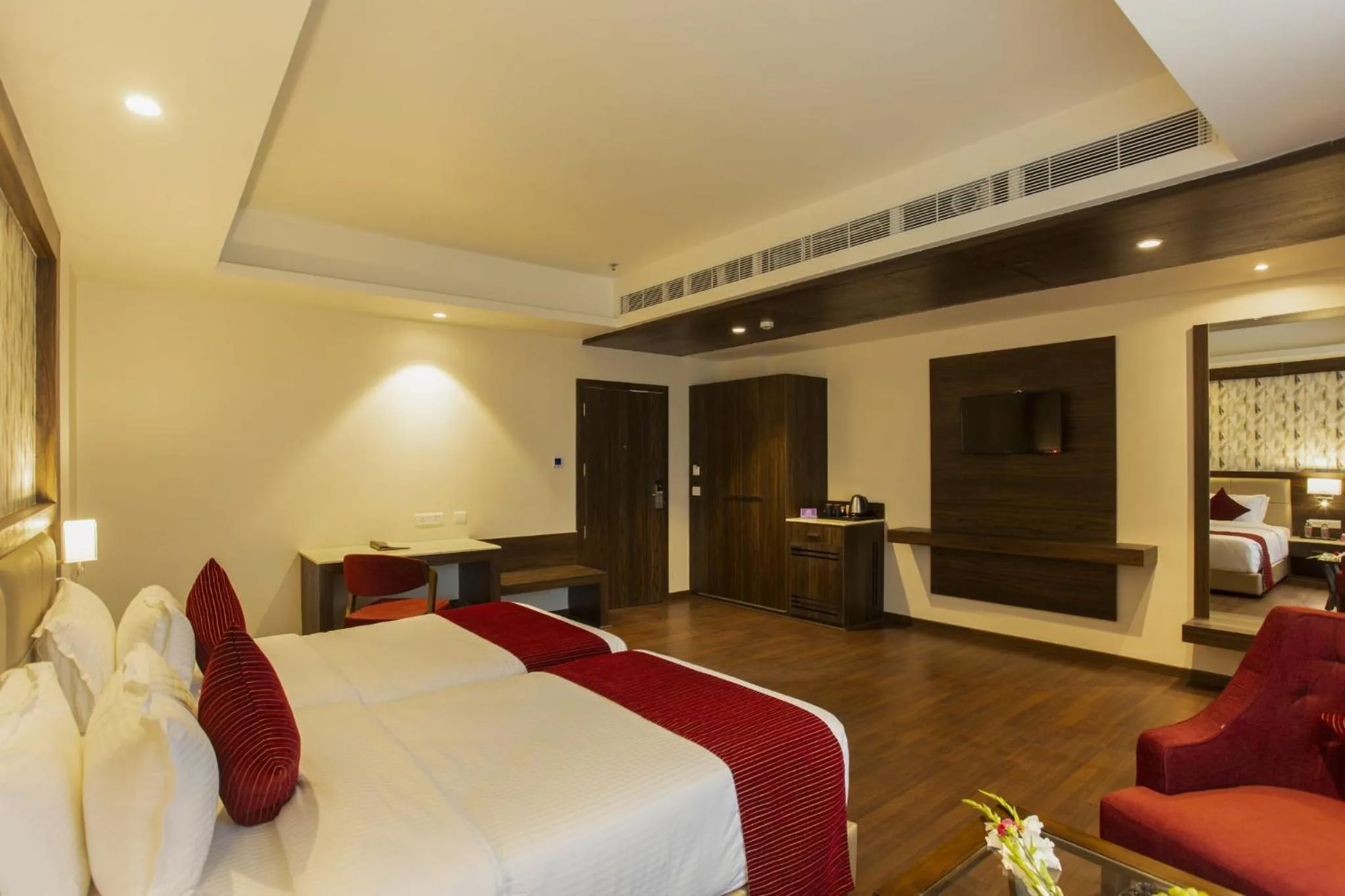 Photo of the whole room, Bed in Sarovar Portico, Somnath