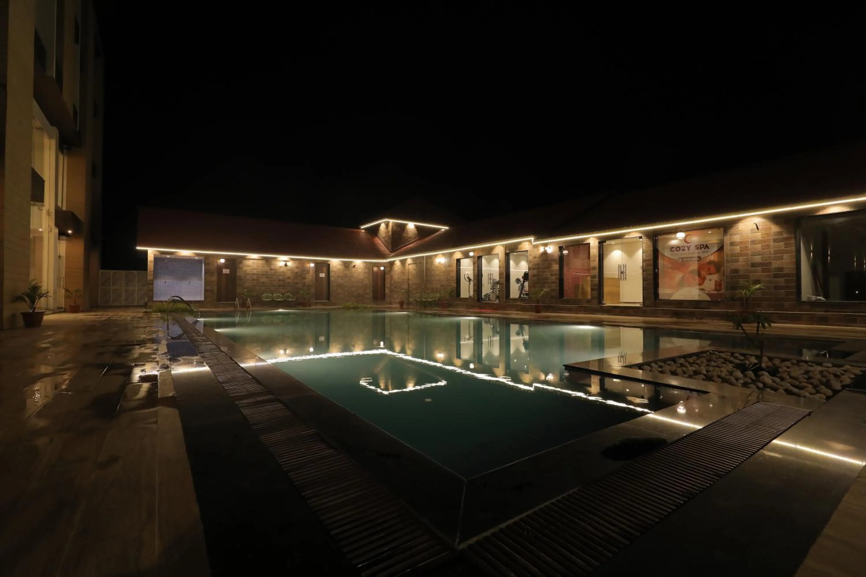 Swimming pool in Sarovar Portico, Somnath