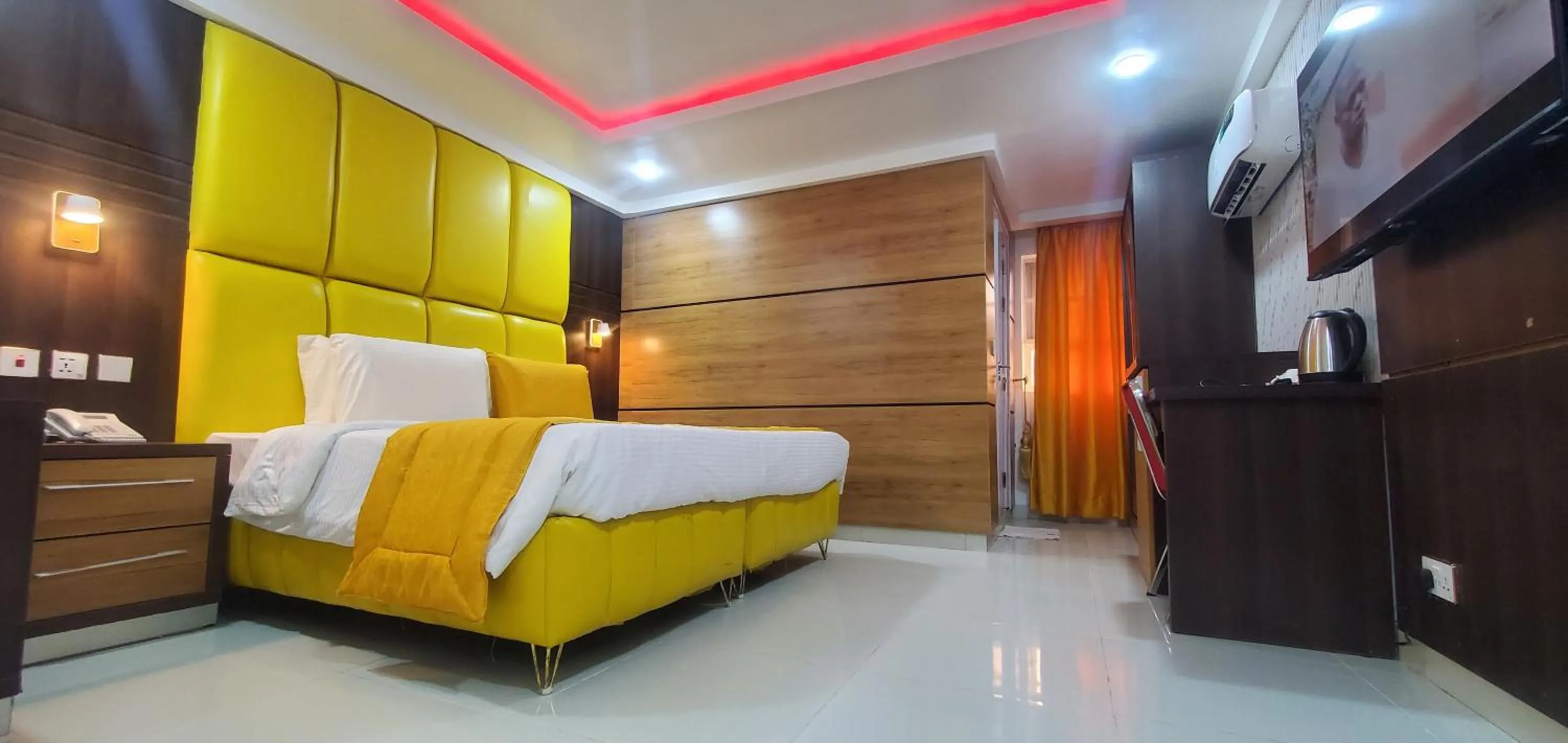 Bed in Dalchifit Suites by Premium Swiss Hospitality