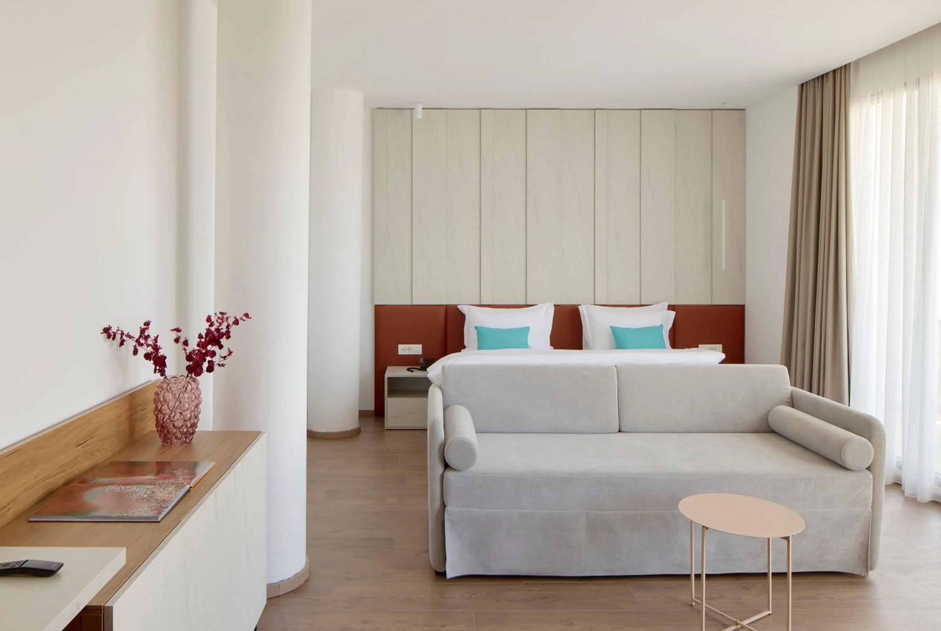 Bed in Sol Tropikal Durrës