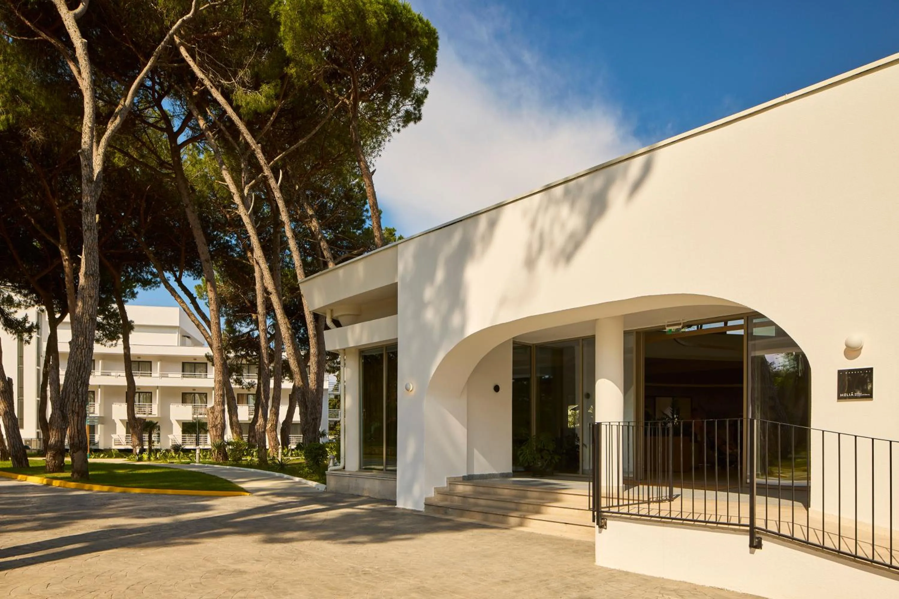 Property building in Sol Tropikal Durrës