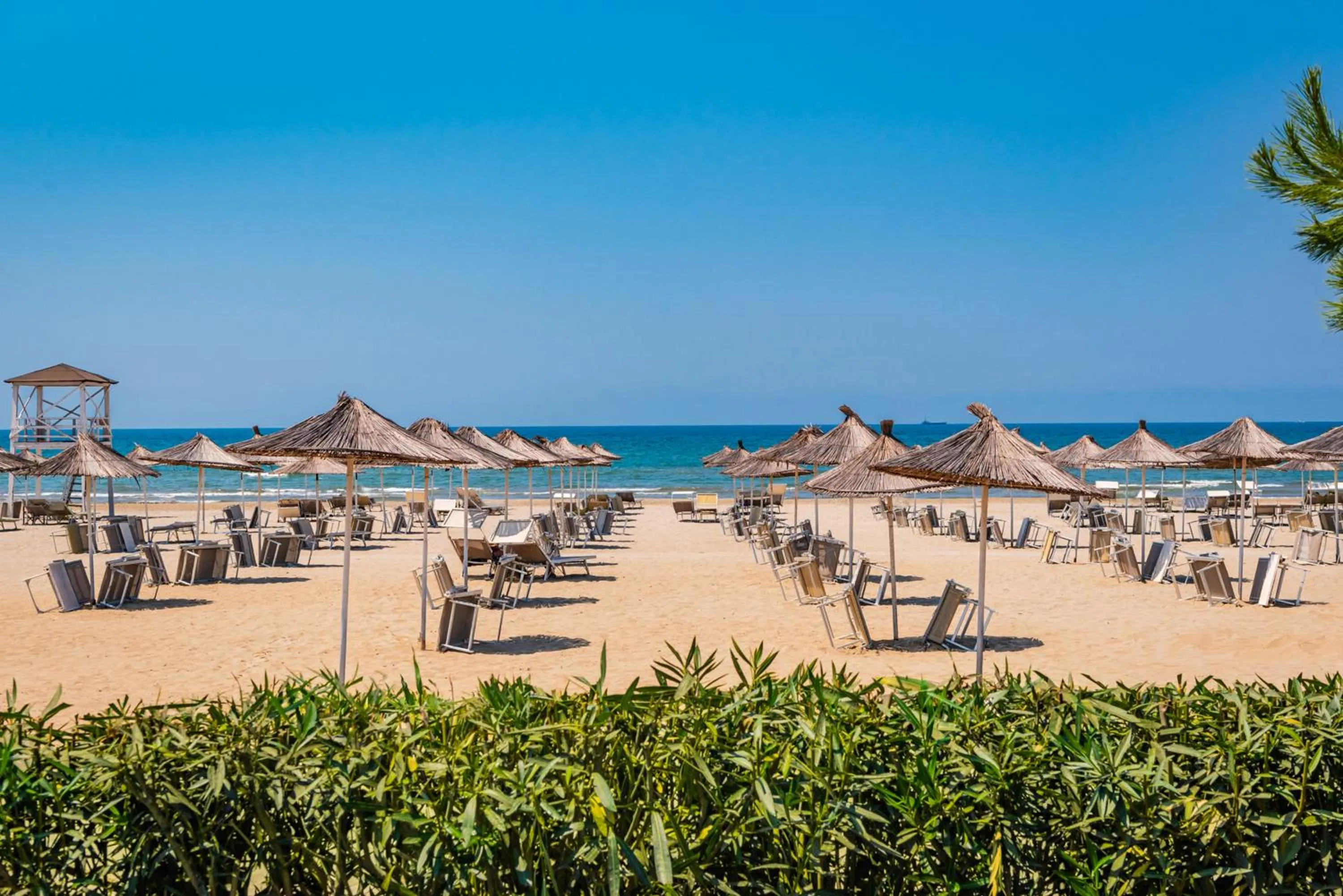 Property building in Sol Tropikal Durrës