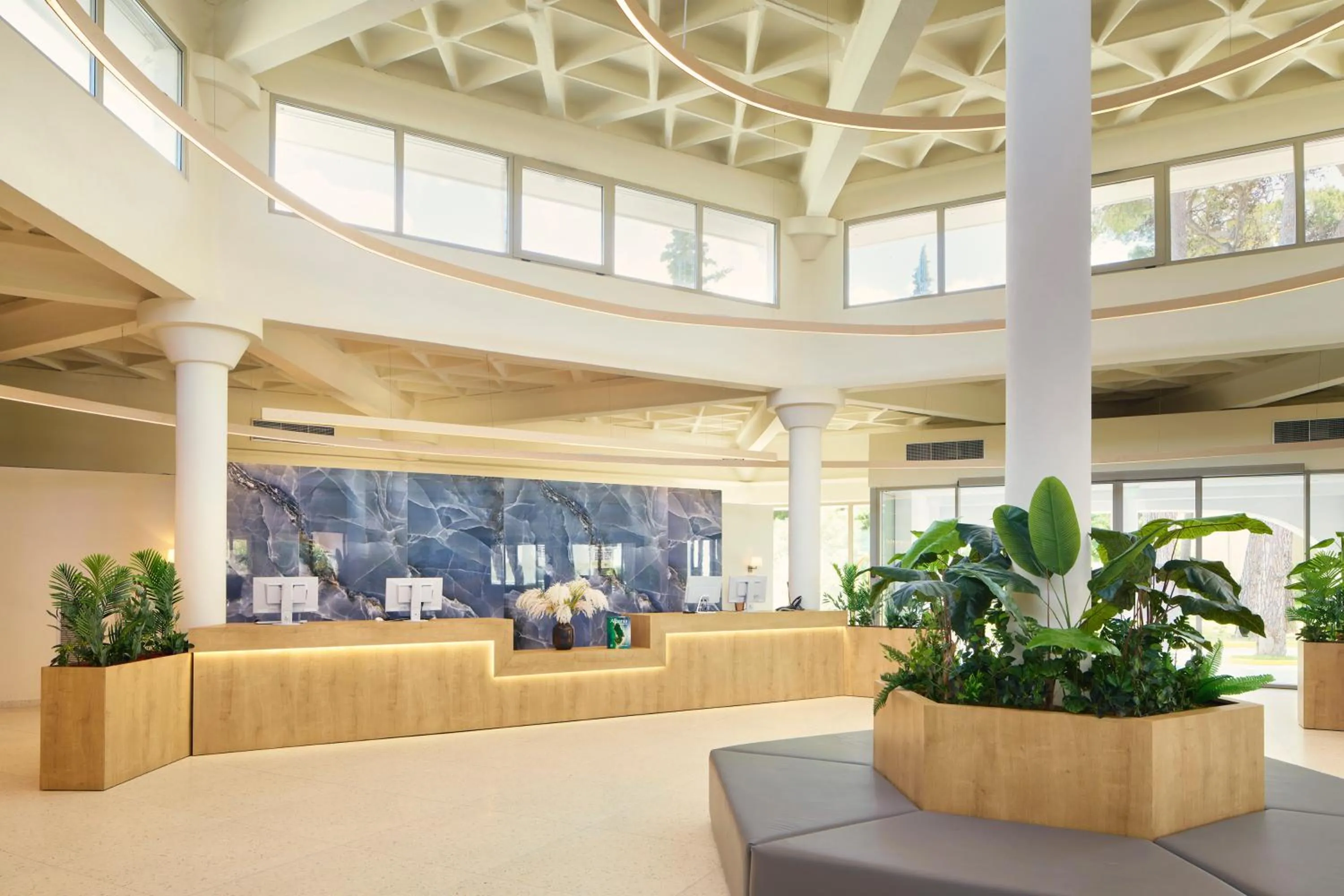 Lobby or reception in Sol Tropikal Durrës