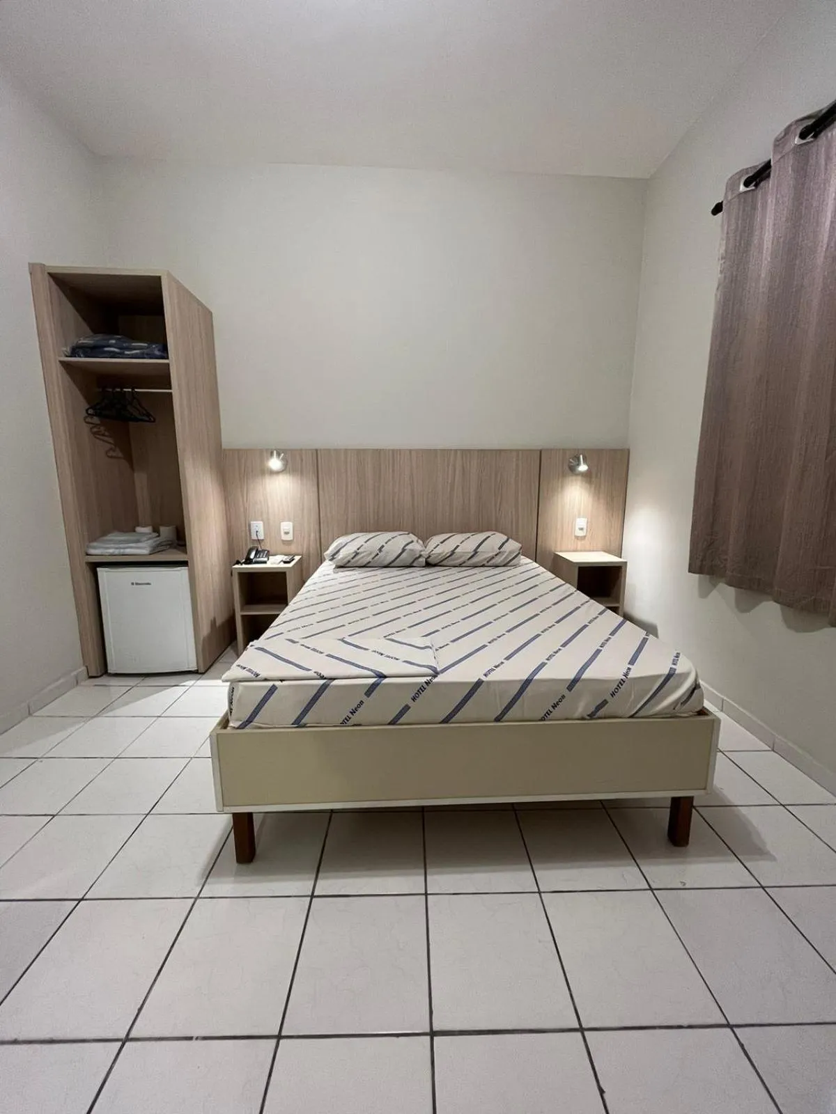 Photo of the whole room in Hotel Neon - próximo a 25 de março, Bom Retiro e Brás, á 2min do mirante Sampa SKY e pista de skate Anhangabaú