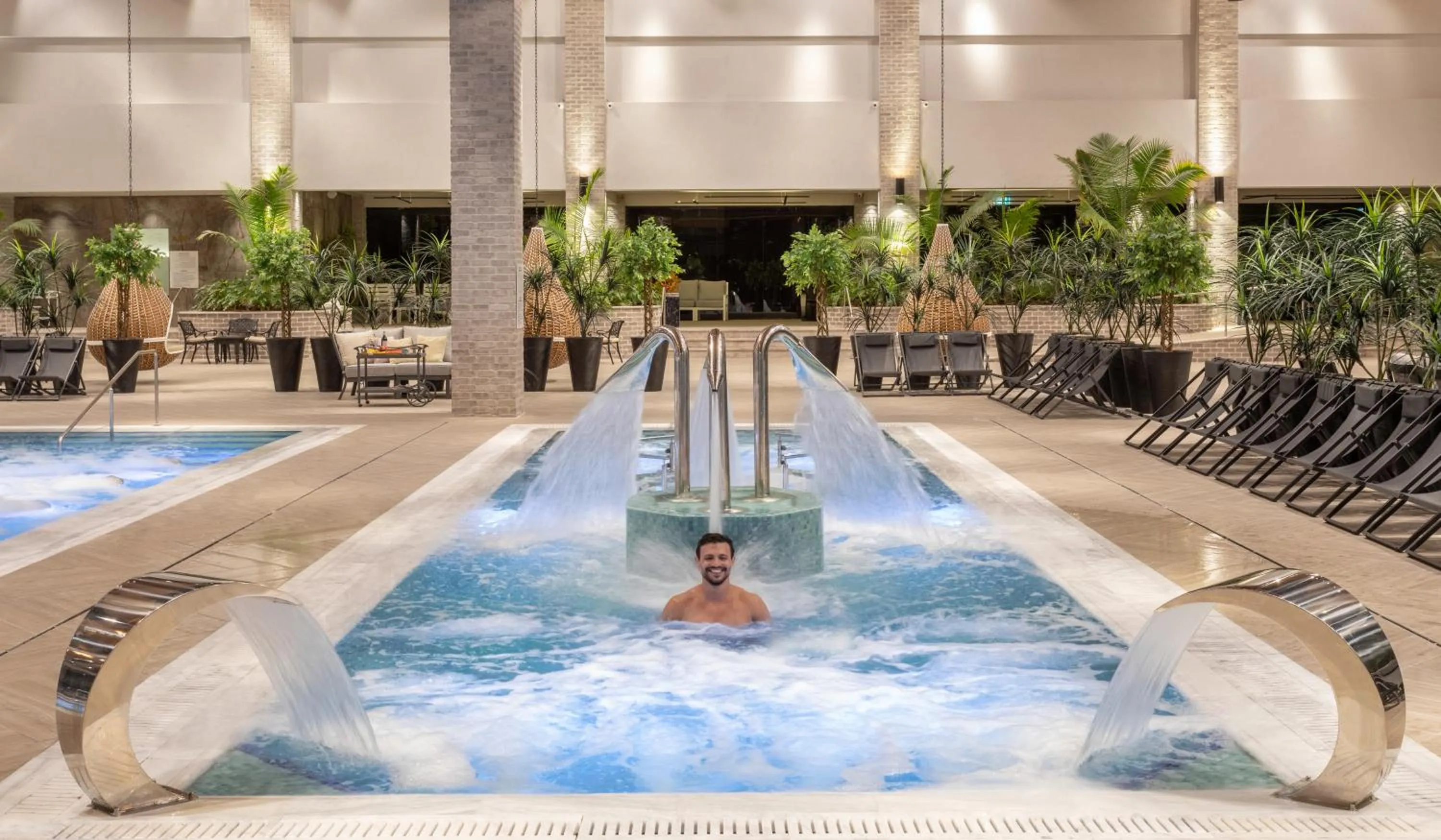 Hot Tub in Dream Island Spa & Health Resort