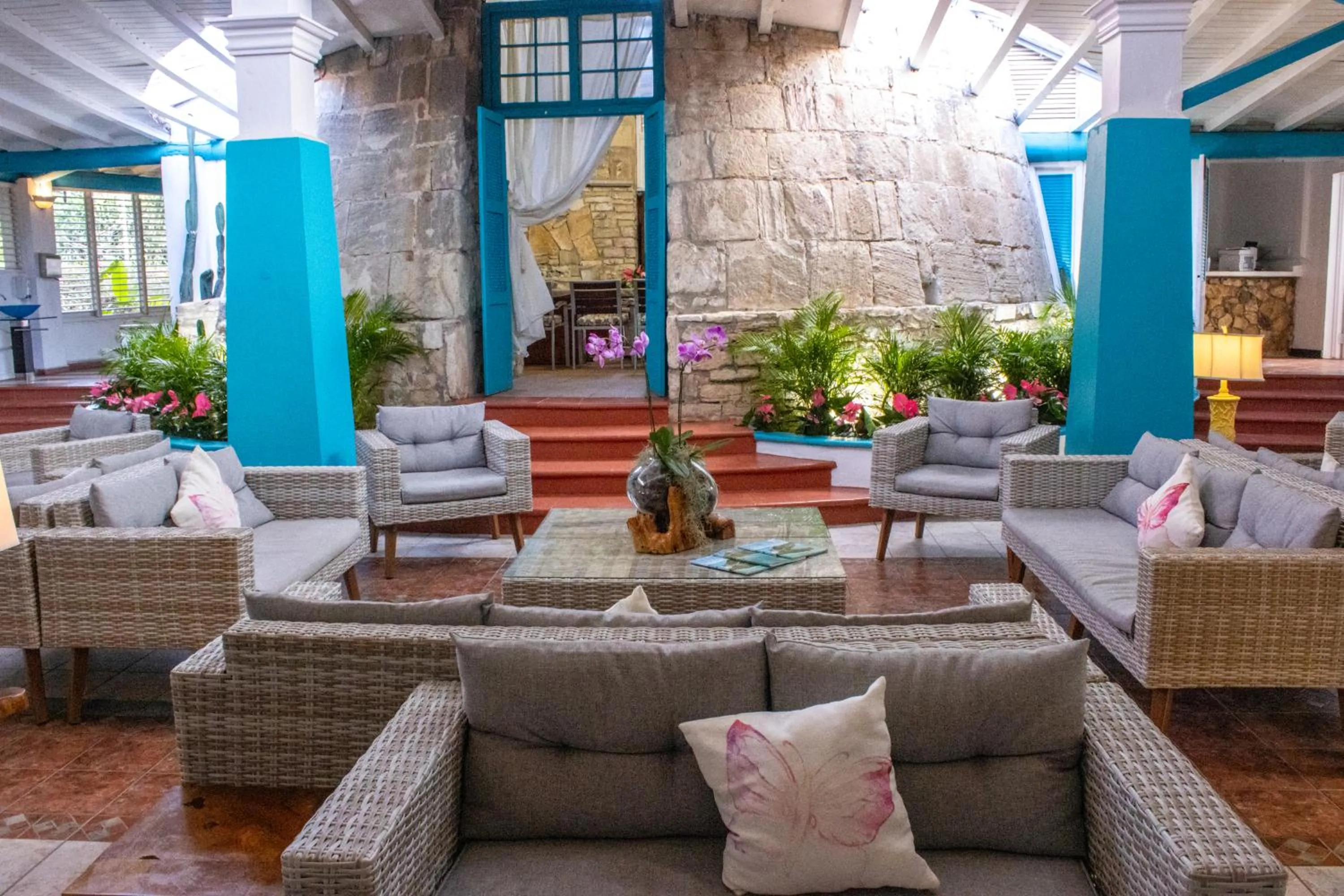 Seating area in Ocean Point Beach Resort & Spa Adults Only