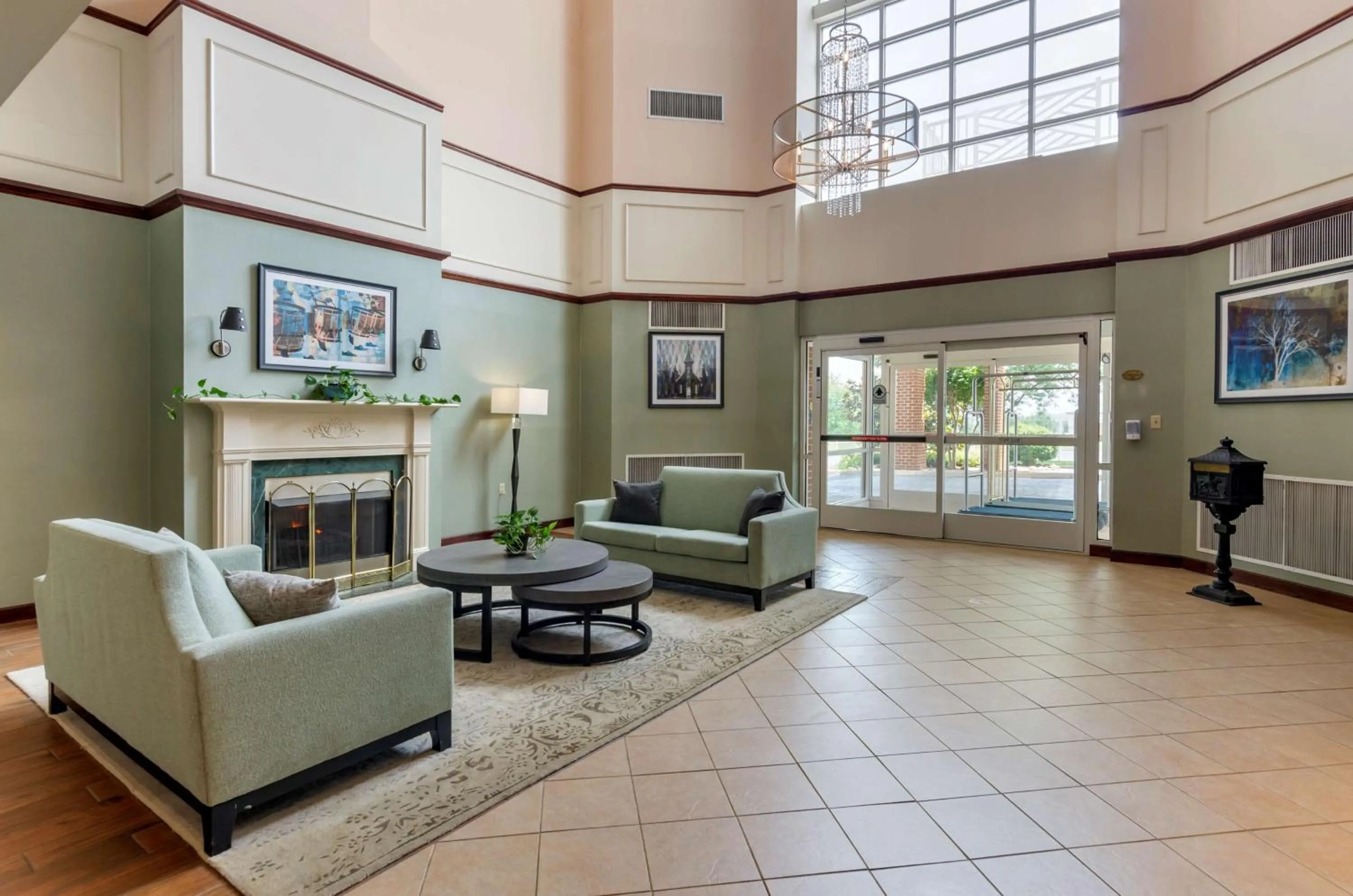 Lobby or reception in Best Western Plus Inn at Hunt Ridge