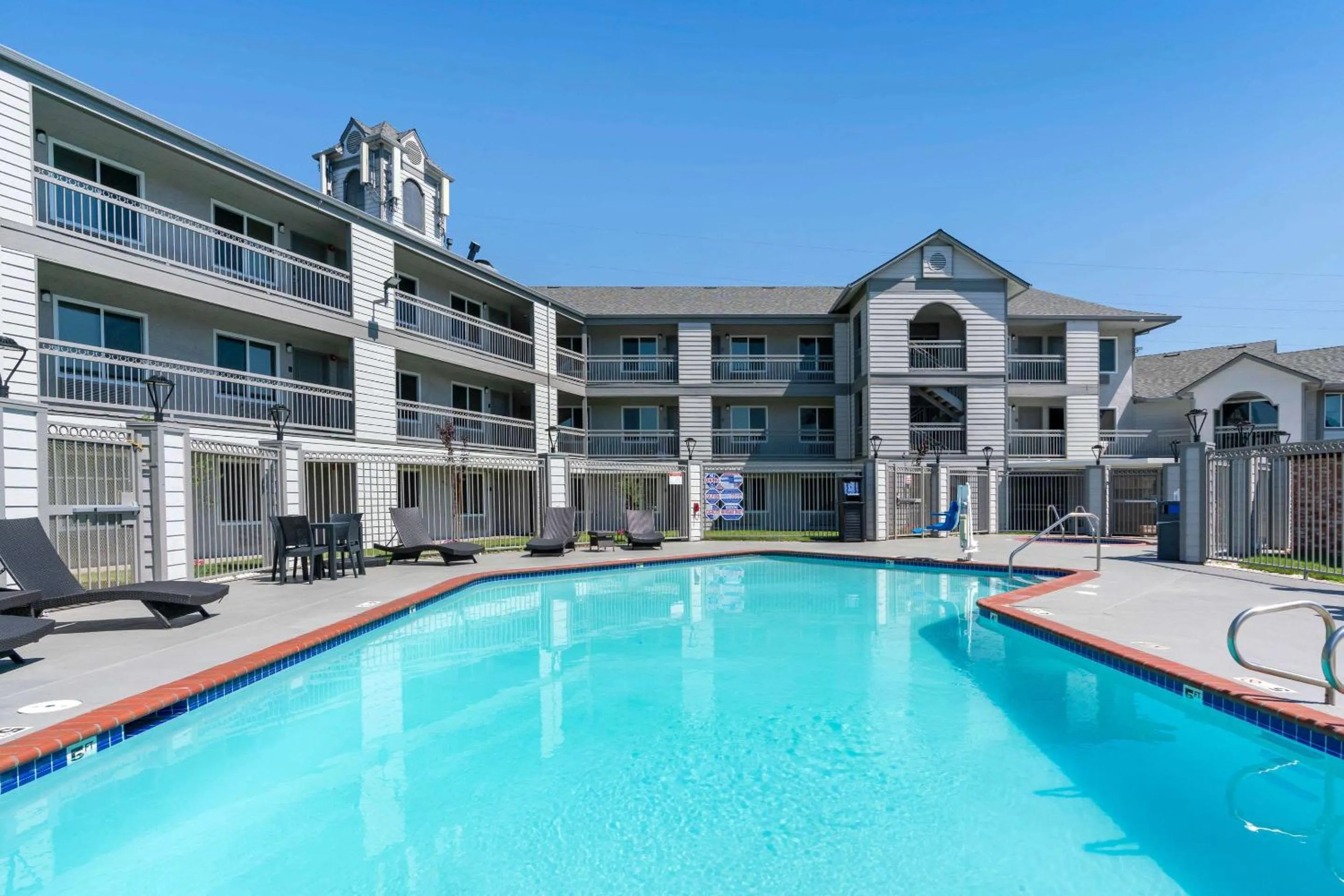 On site in Comfort Inn Antioch - Century Plaza