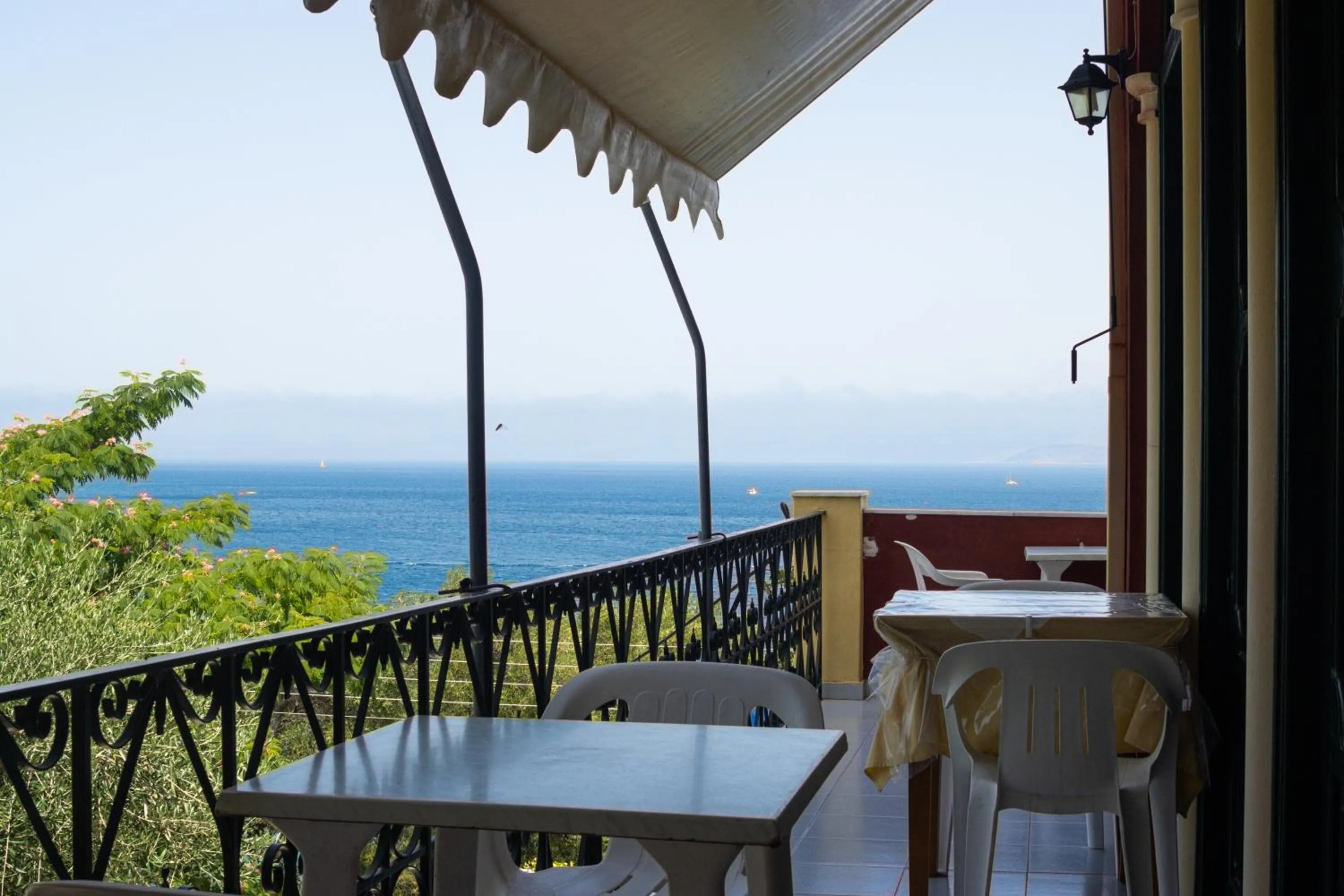 Balcony/Terrace in APRAOS BAY HOTEL