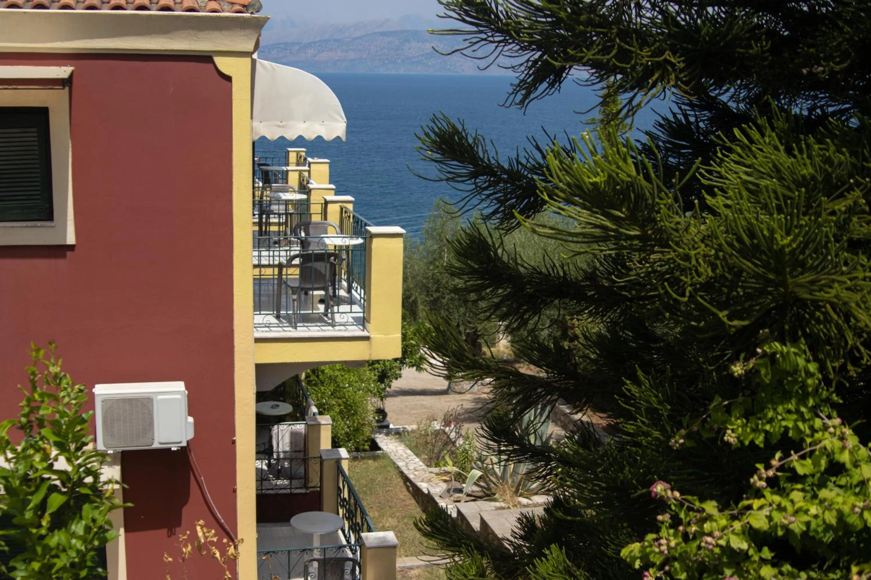 Property building in APRAOS BAY HOTEL