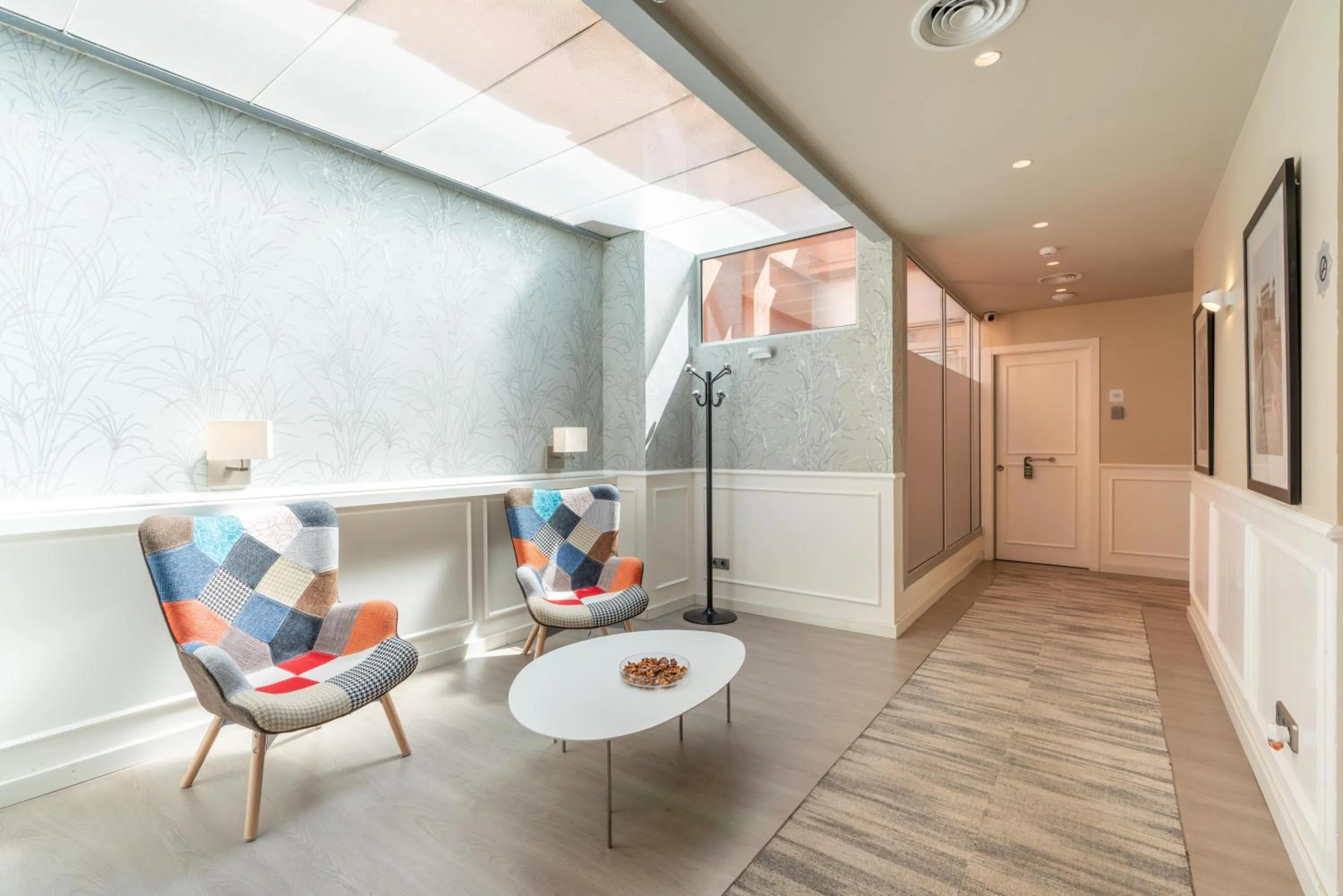 Living room in Serennia Fira Gran Via Exclusive Rooms