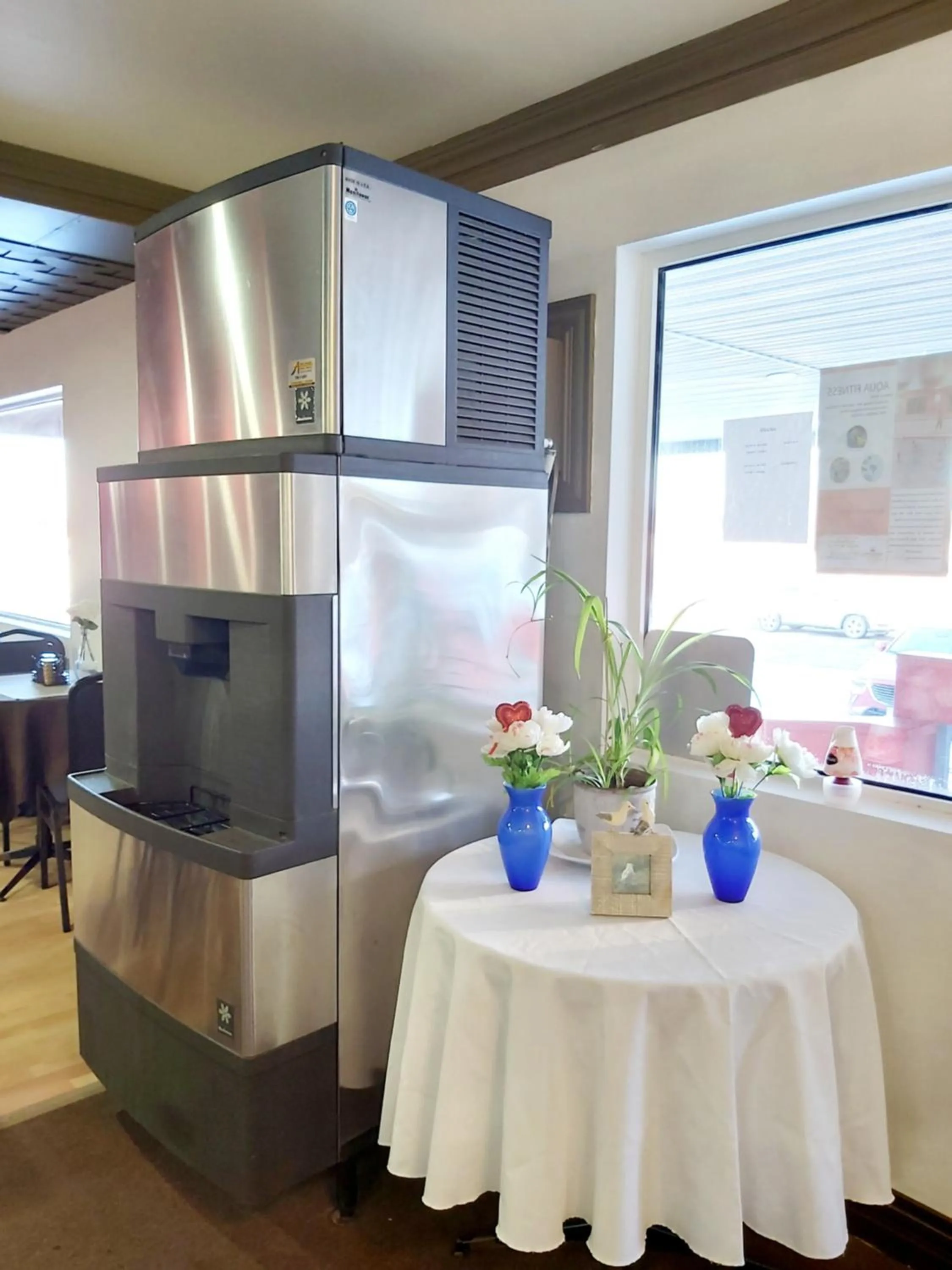 Decorative detail in Seely's Motel