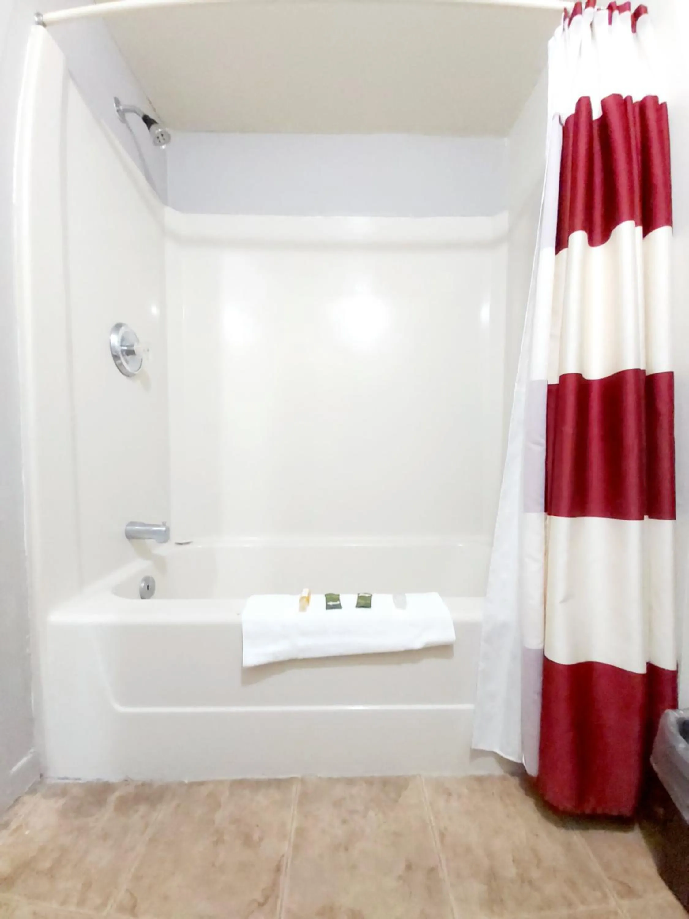 Bathroom in Seely's Motel