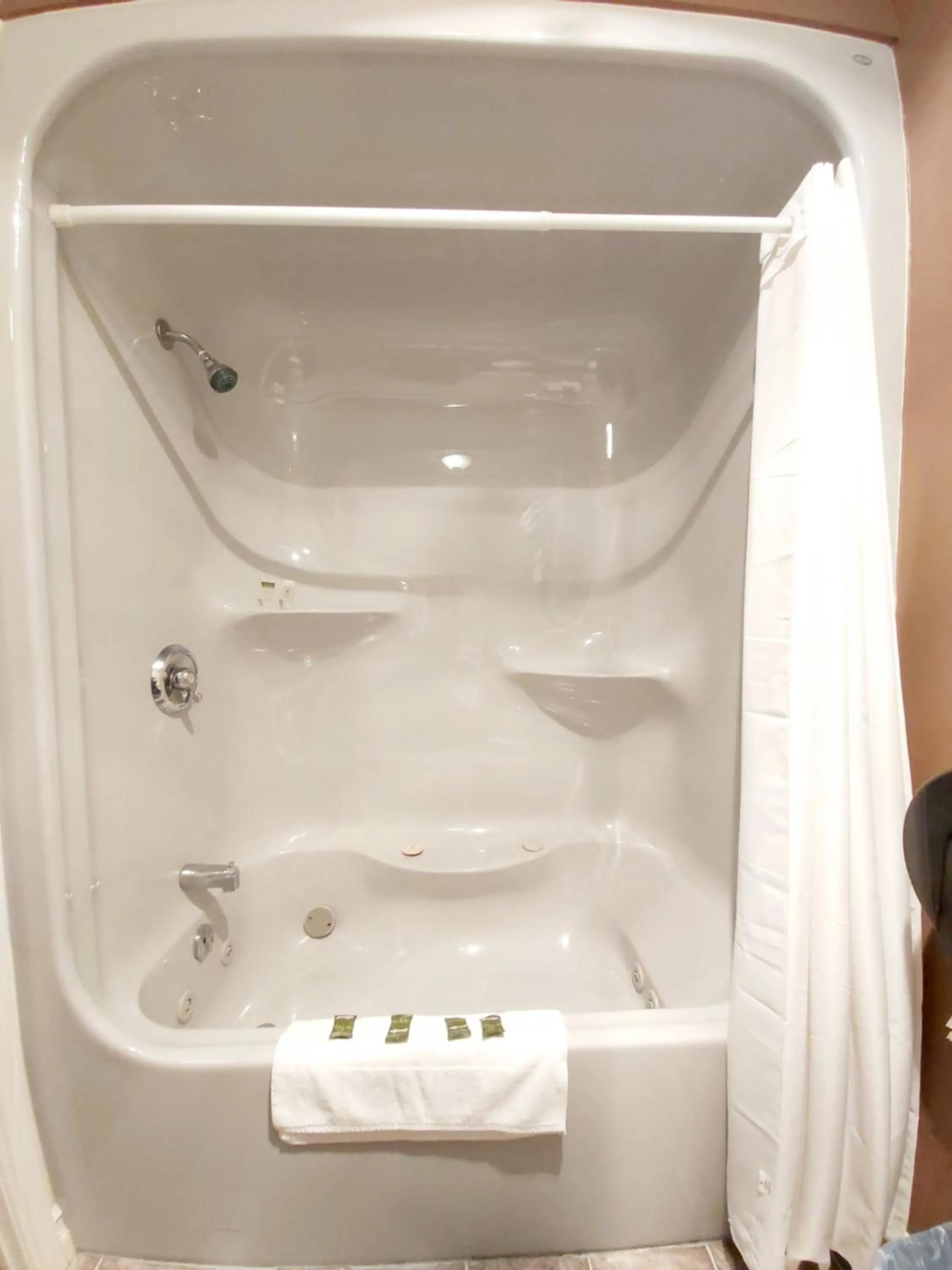 Bathroom in Seely's Motel