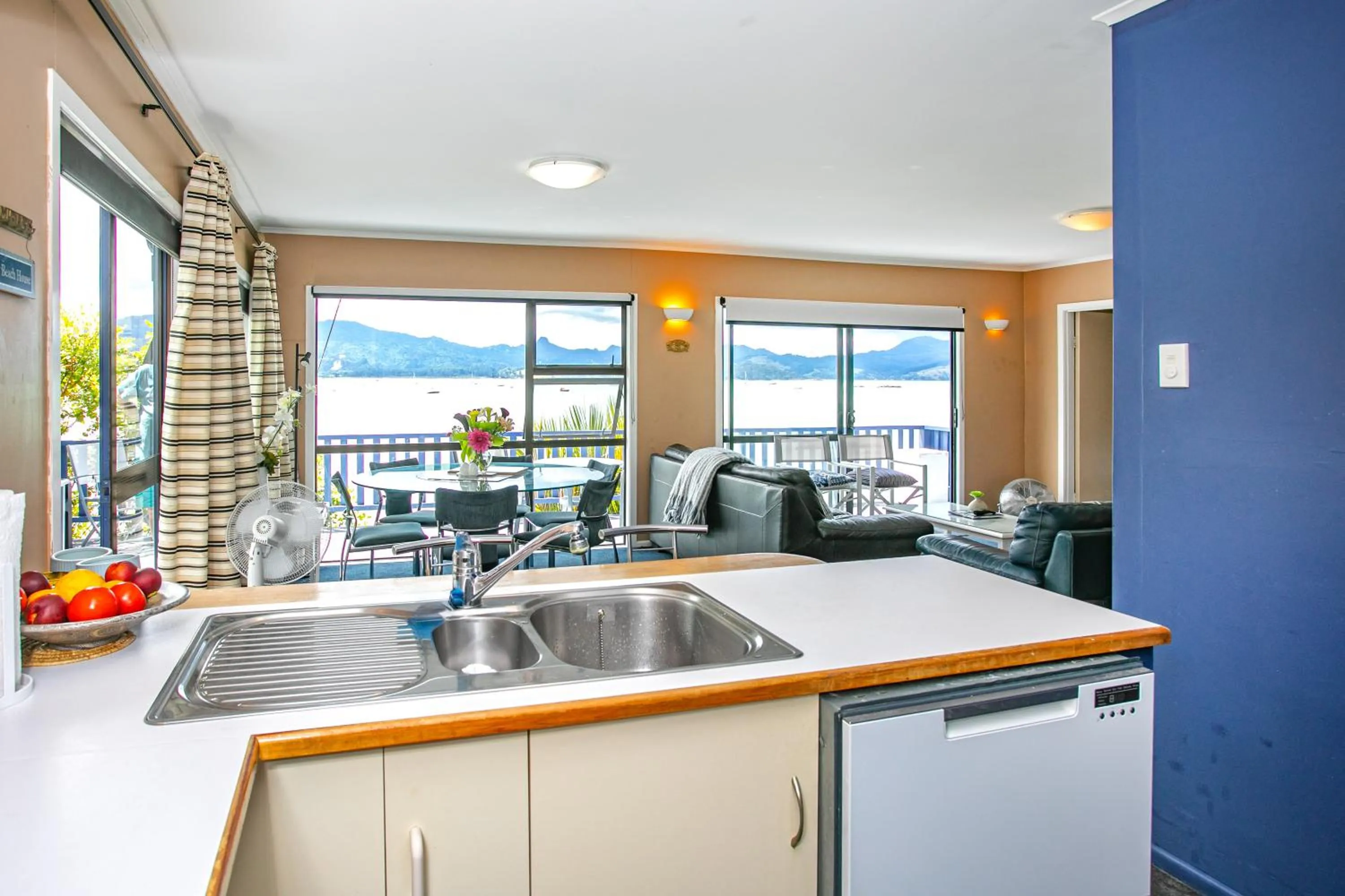 kitchen in Coromandel Apartments