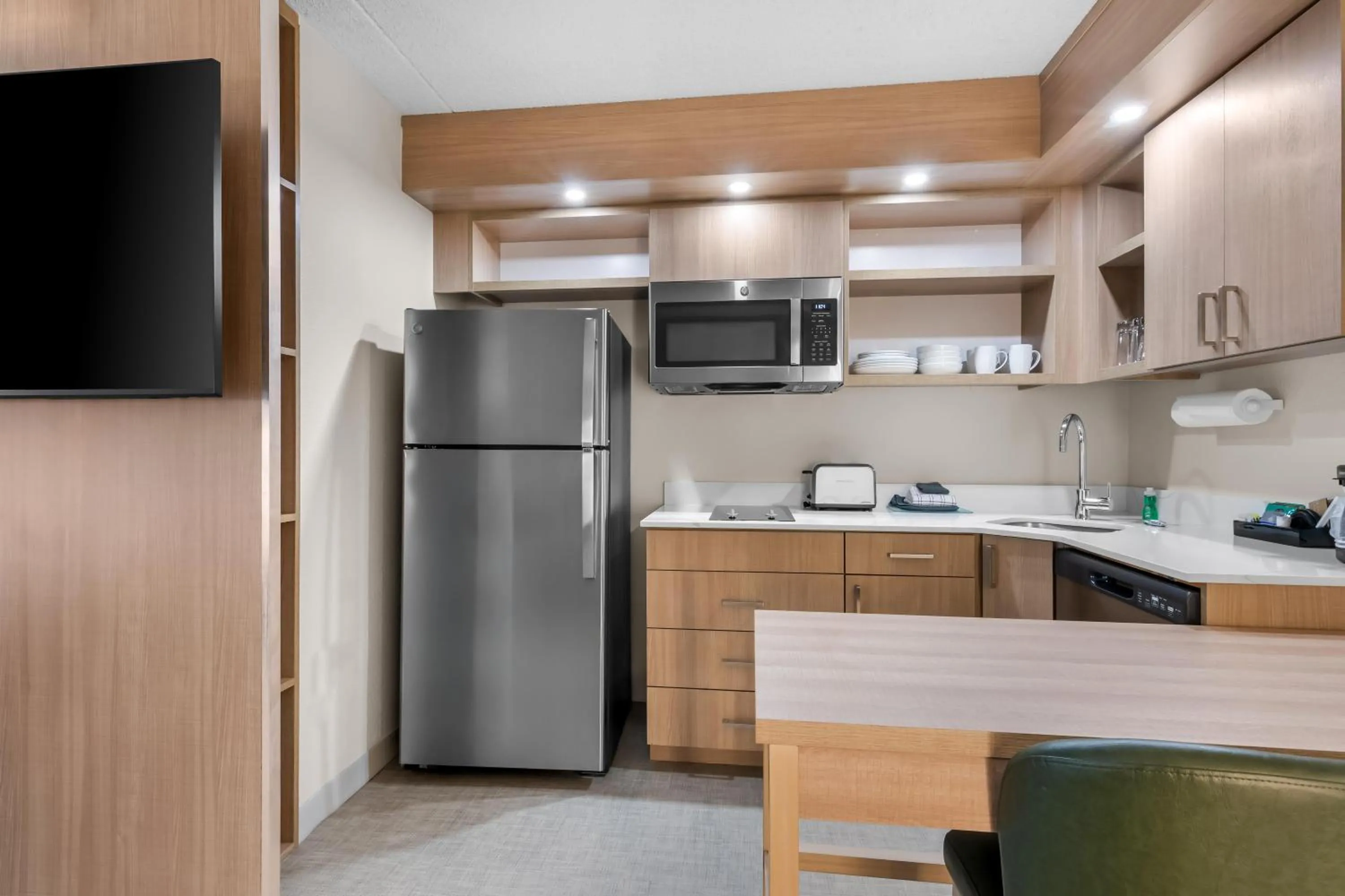 Kitchen or kitchenette in Homewood Suites by Hilton Oklahoma City Airport