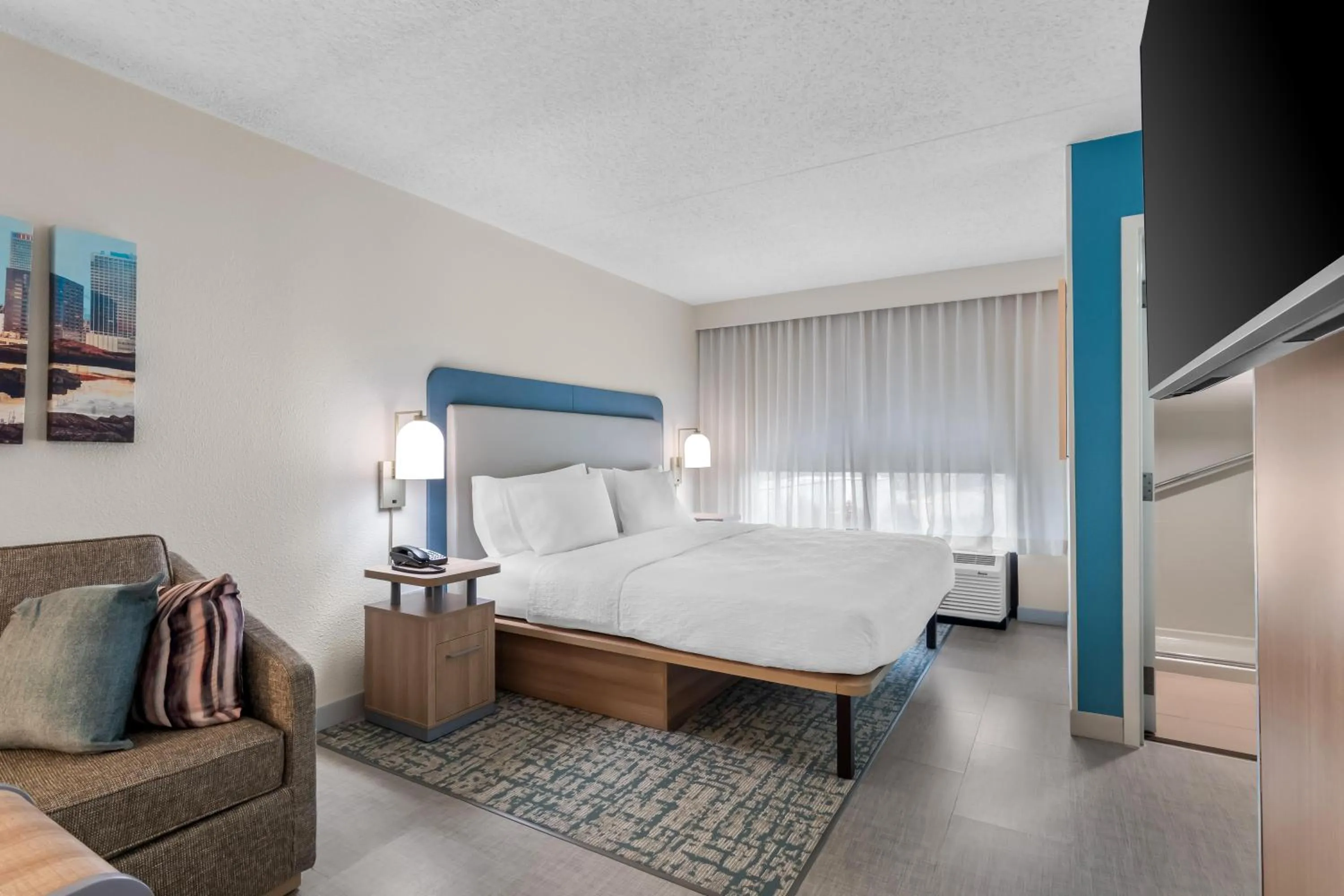 Bed in Homewood Suites by Hilton Oklahoma City Airport