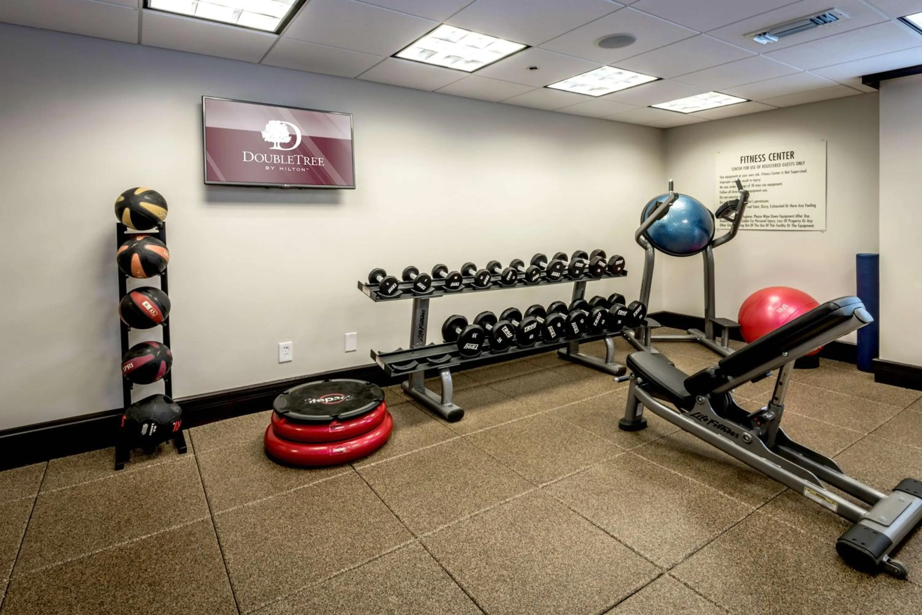 Fitness centre/facilities in DoubleTree by Hilton Montgomery Downtown