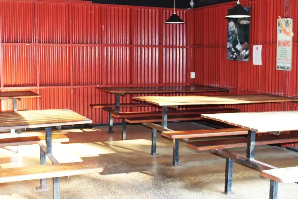 Restaurant/places to eat in Coral Beach Lodge