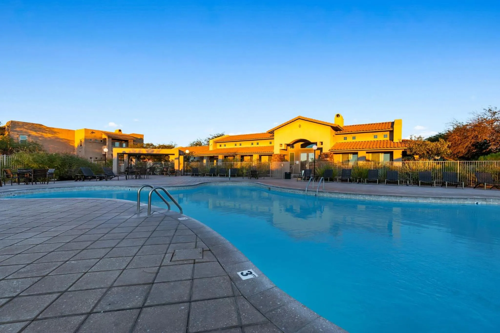 Swimming pool in WorldMark Rancho Vistoso