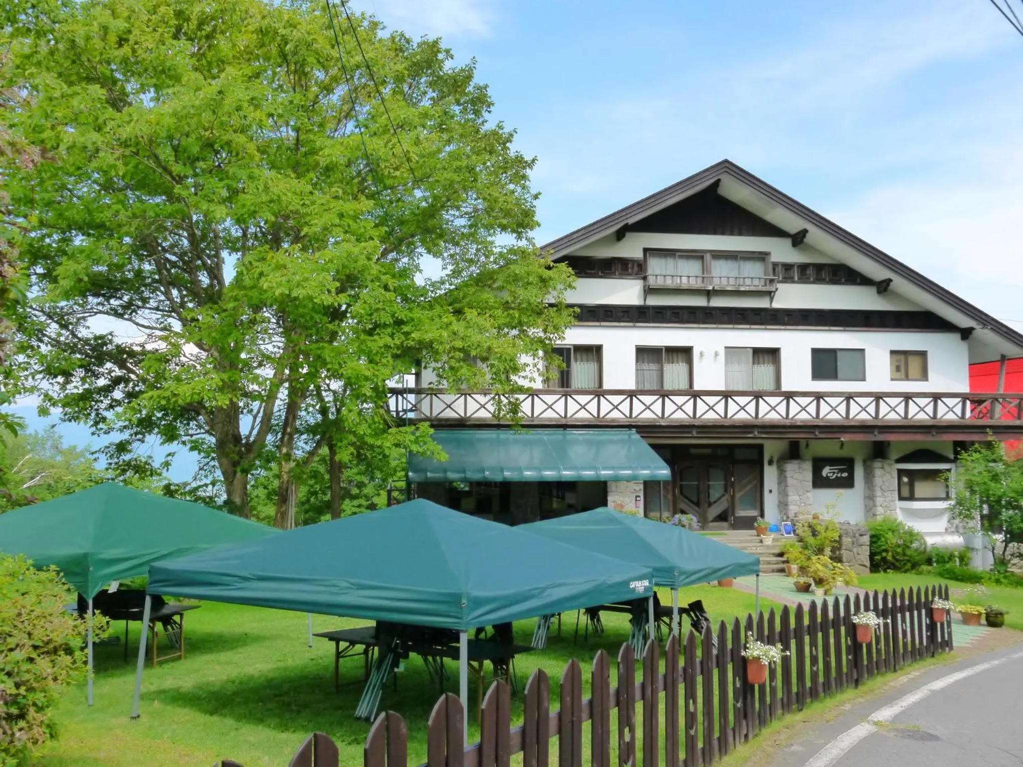 Property building in Fujio Pension Madarao Apartment Hotel & Restaurant