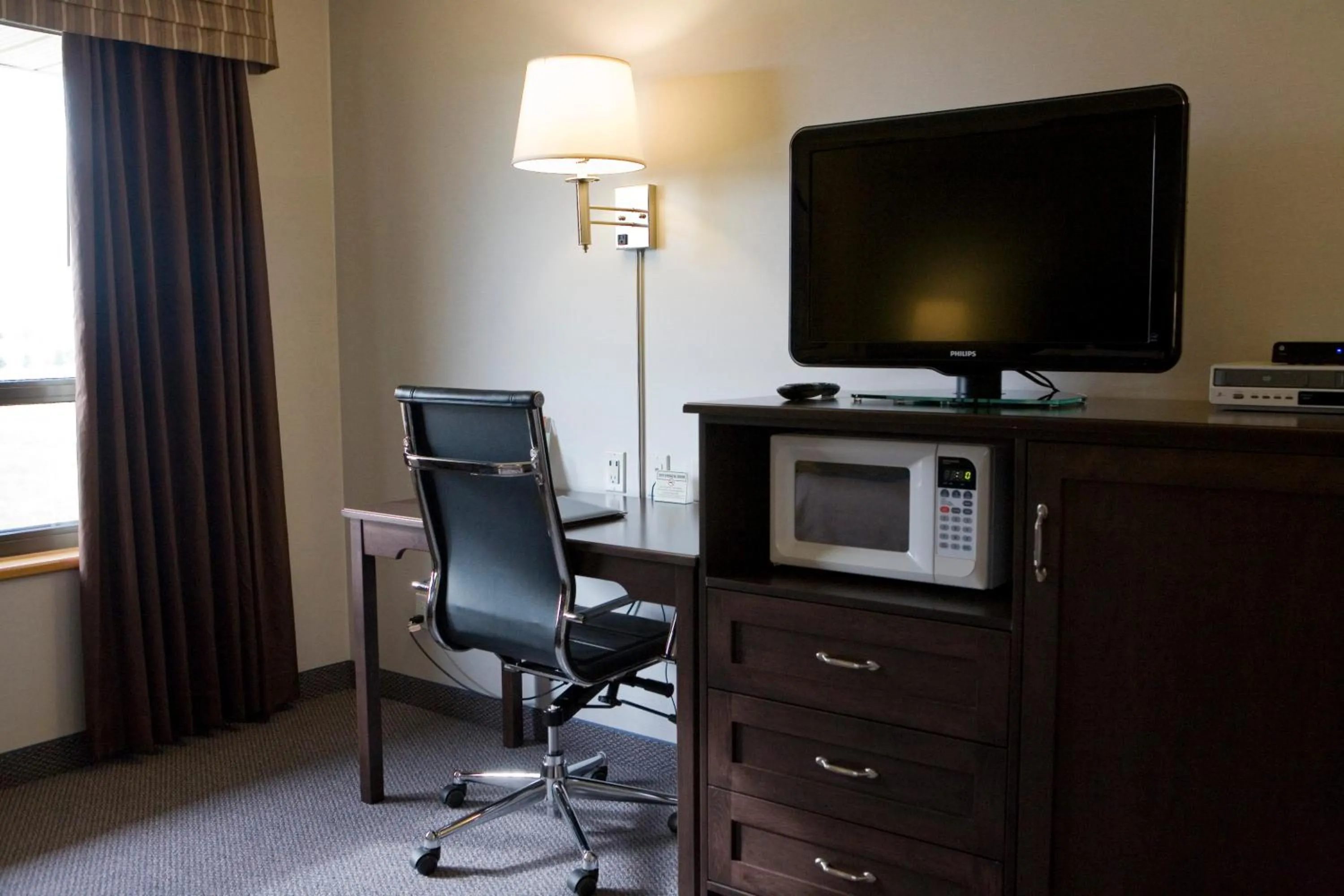 TV and multimedia in Super 8 by Wyndham Port Elgin