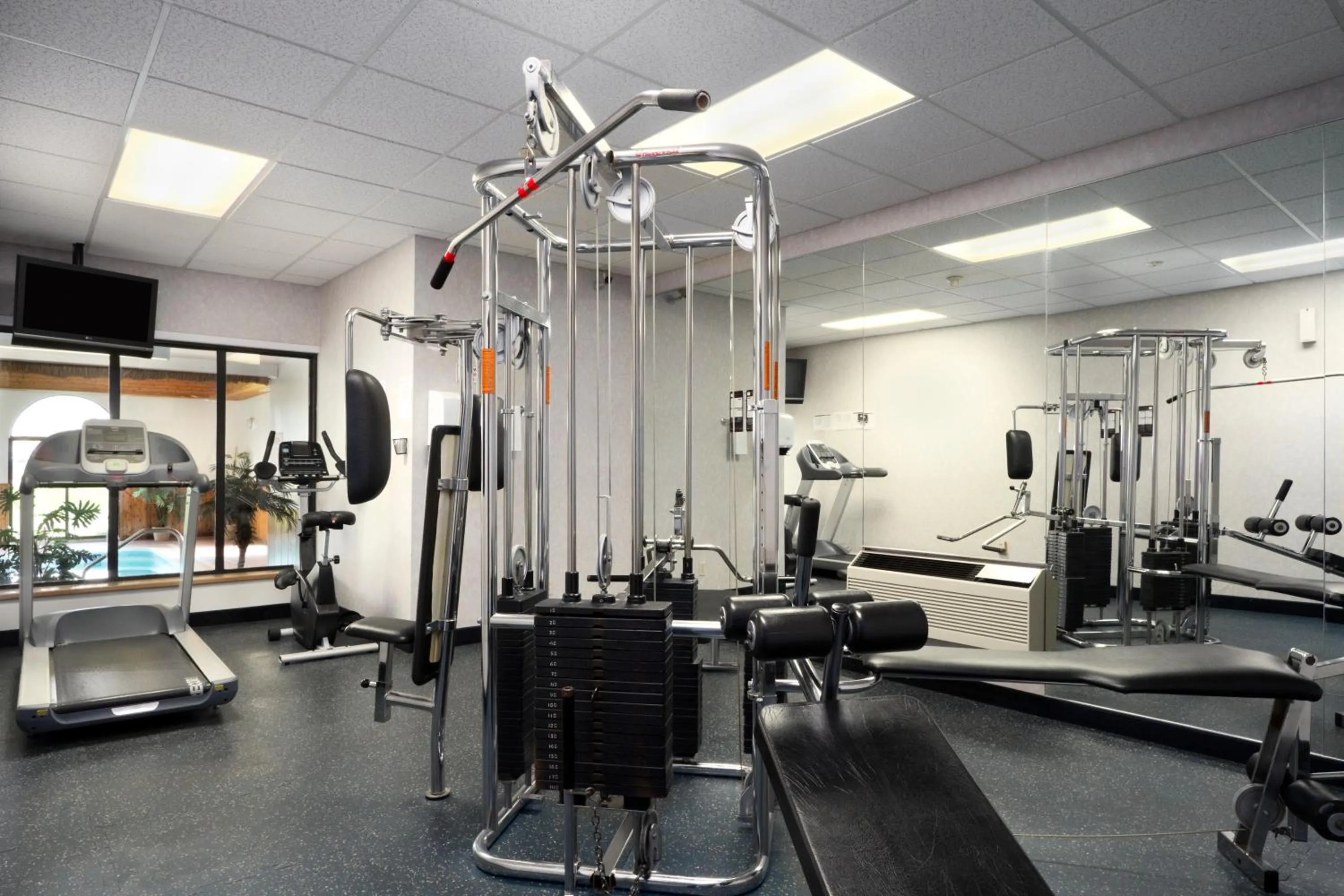 Fitness centre/facilities in Super 8 by Wyndham Port Elgin