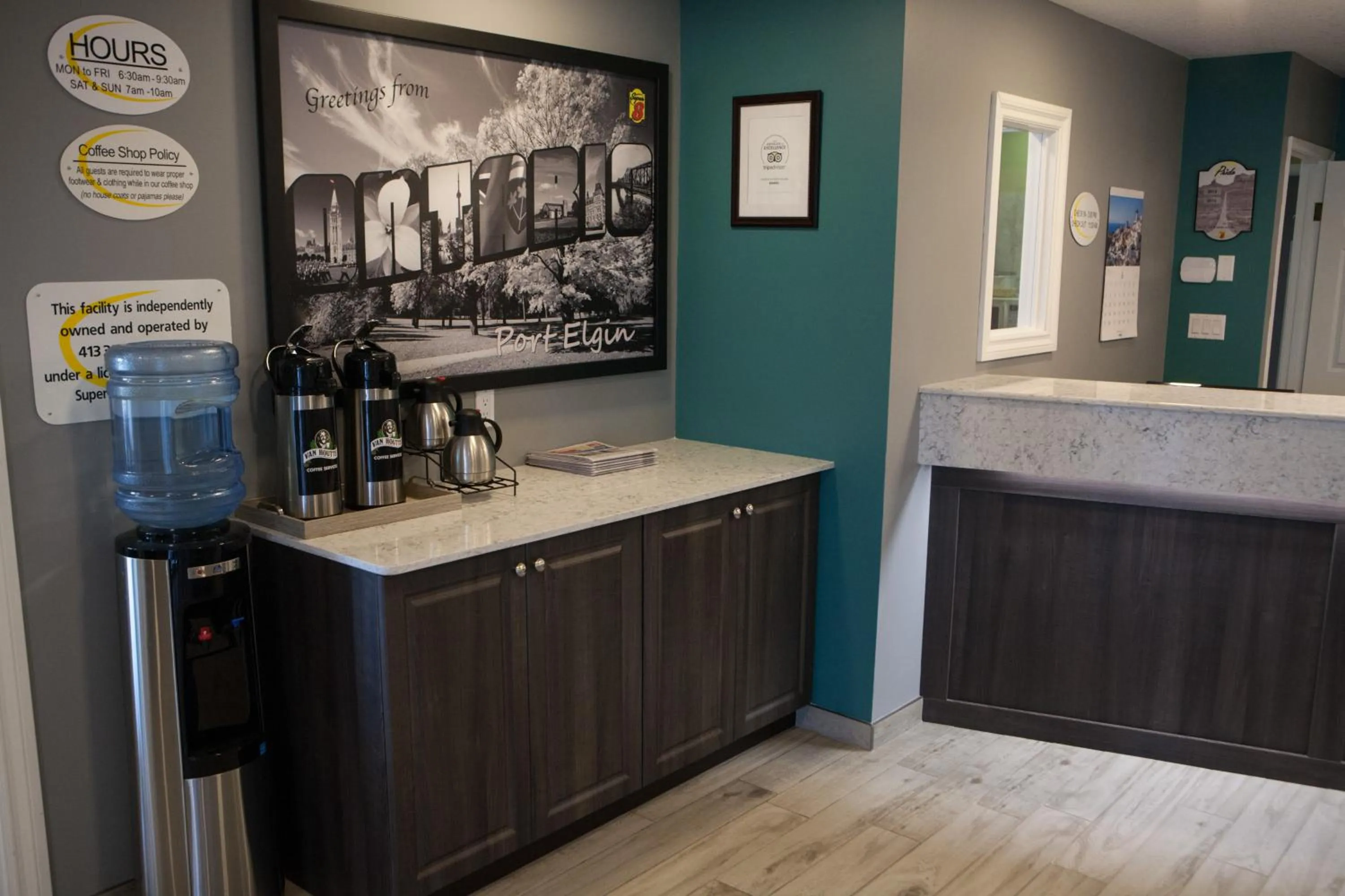 Coffee/tea facilities in Super 8 by Wyndham Port Elgin