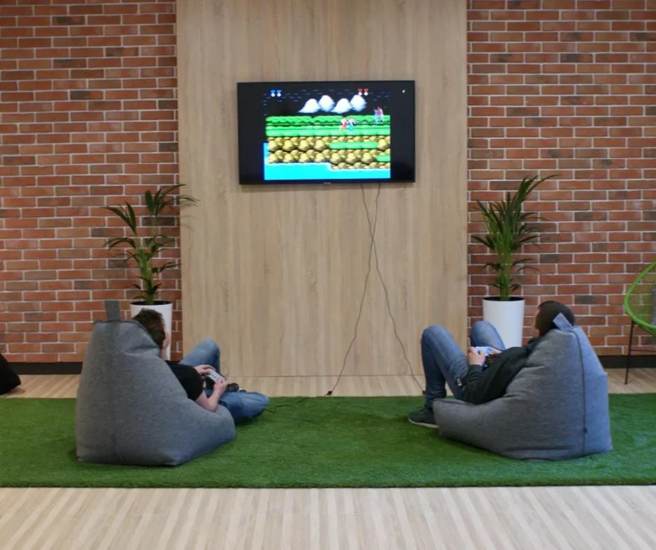 TV and multimedia in Stacja 605