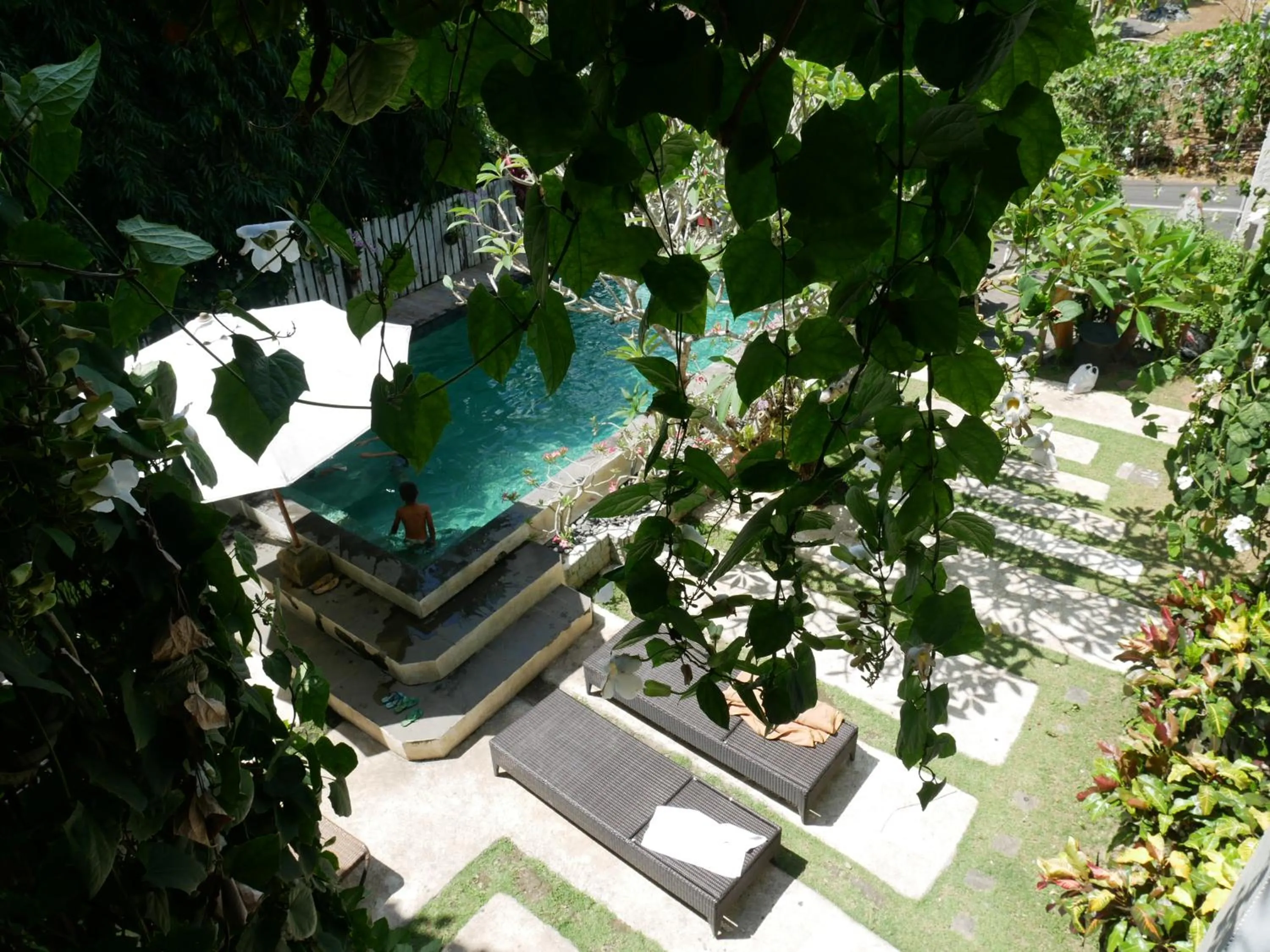 Garden view in Bingin Inn