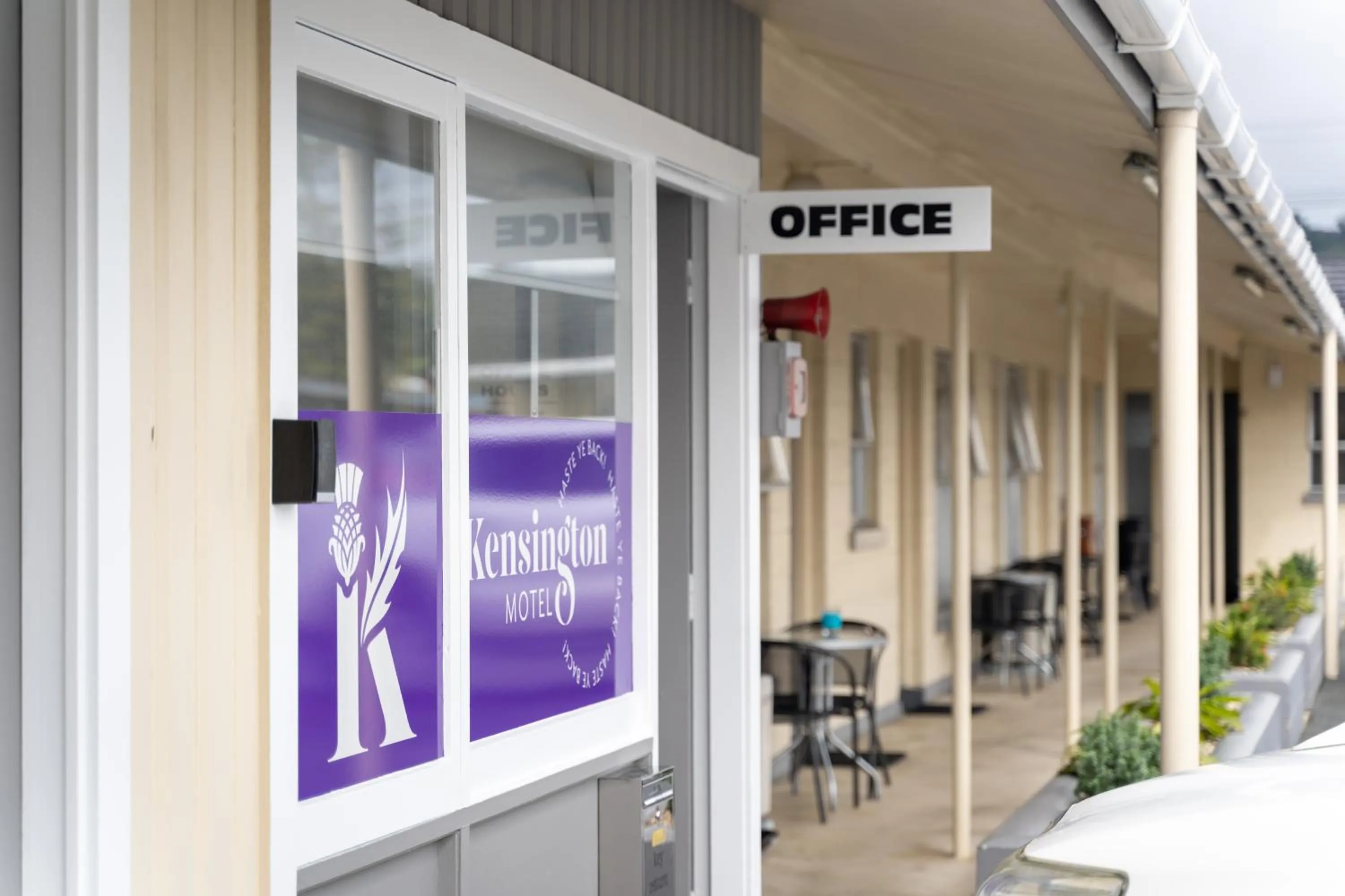 Lobby or reception in Kensington Motel