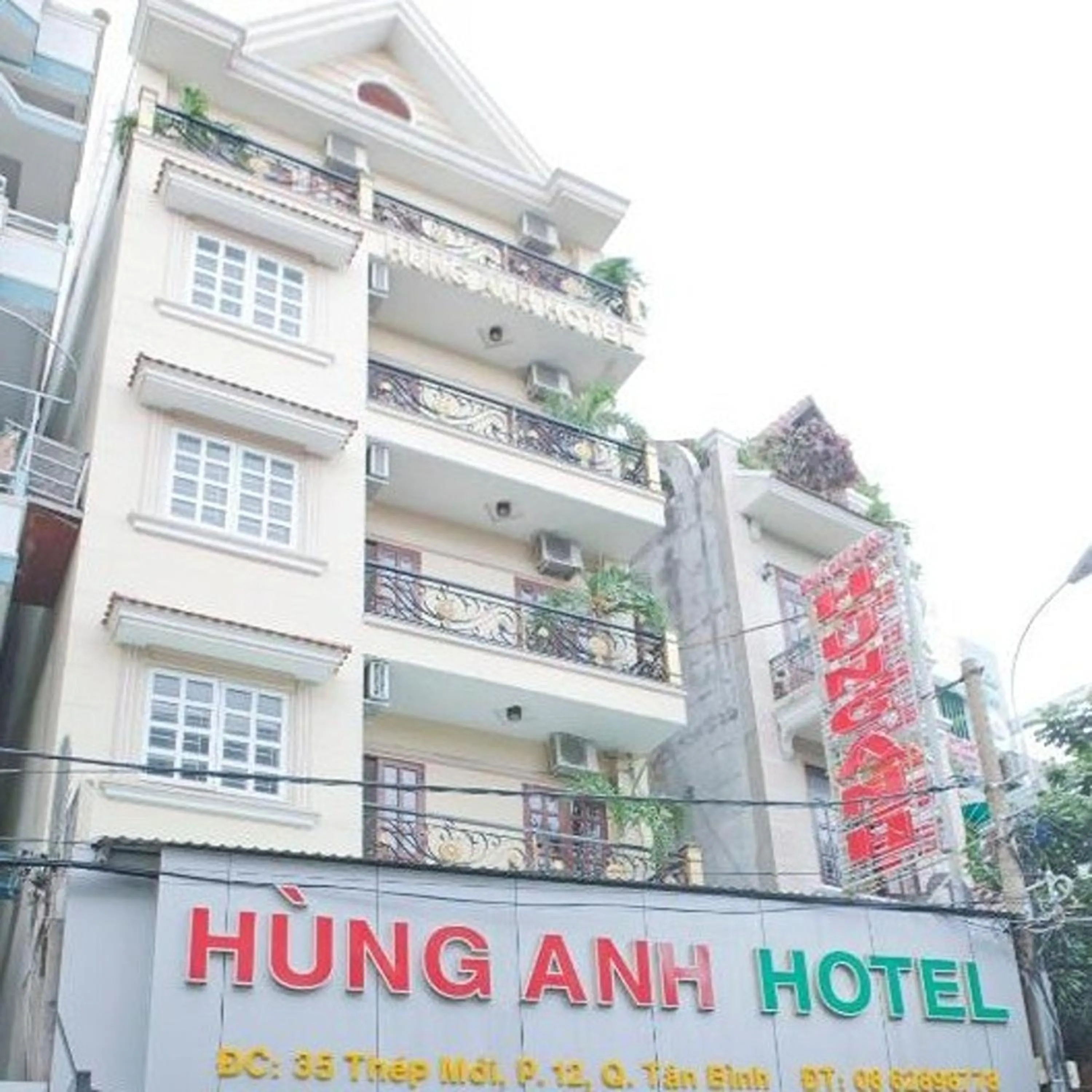 Property building in Hung Anh Hotel