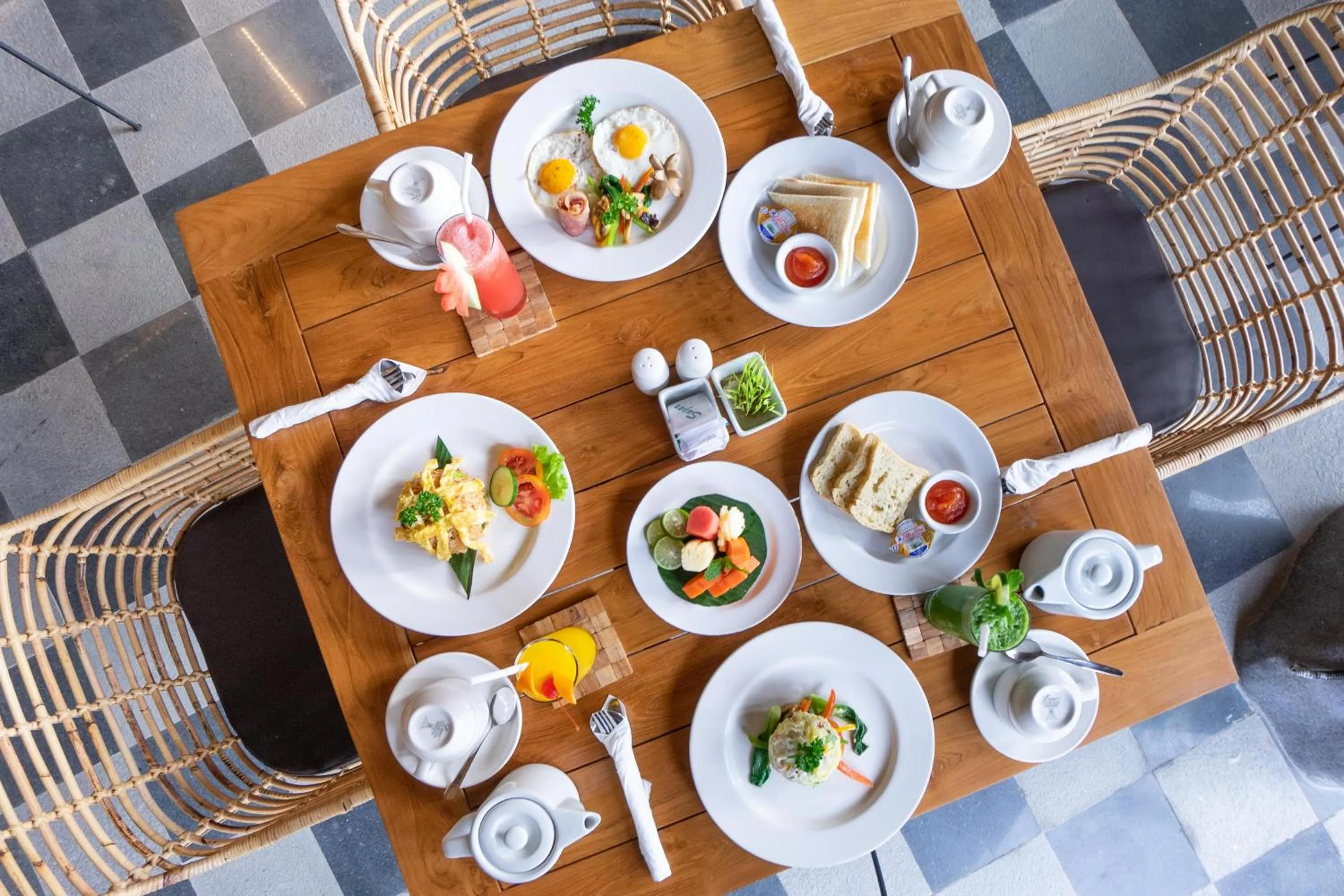 Food and drinks in Villa Sonia Ubud